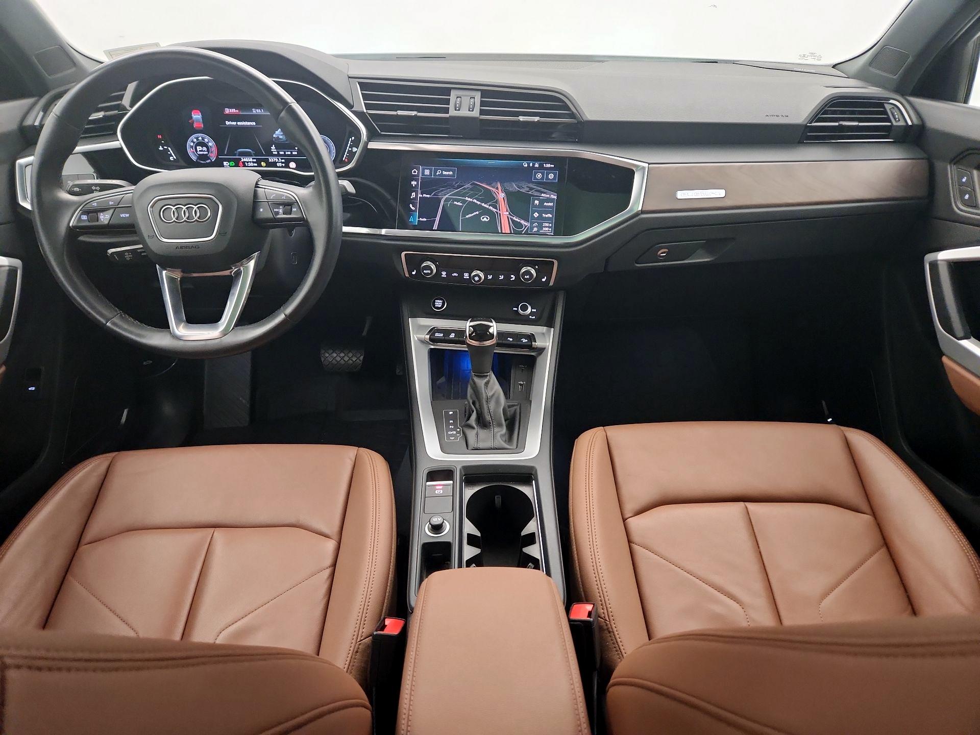 Thumbnail: 2021 Audi Q3 - 9