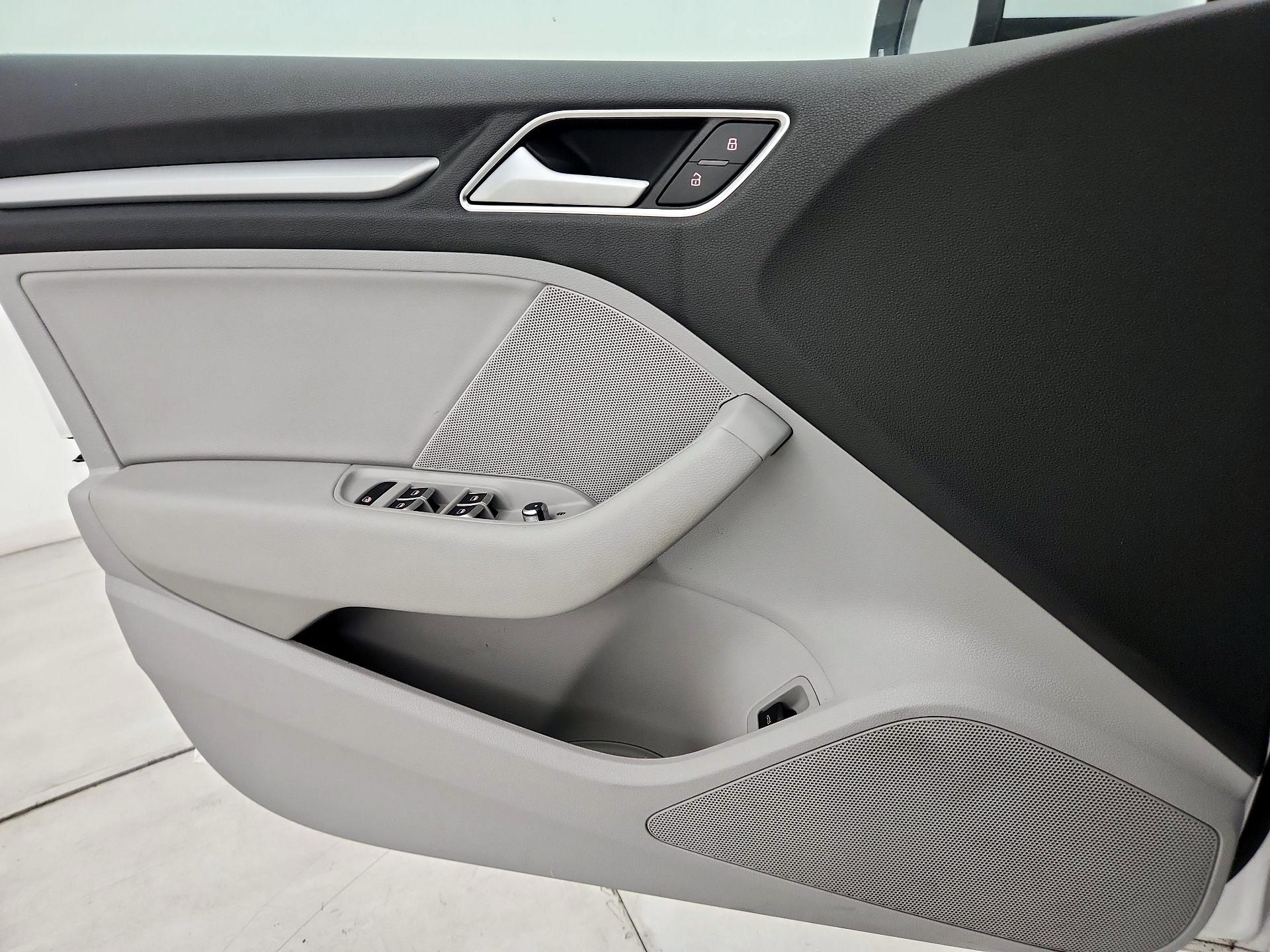 Thumbnail: 2016 Audi A3 - 12