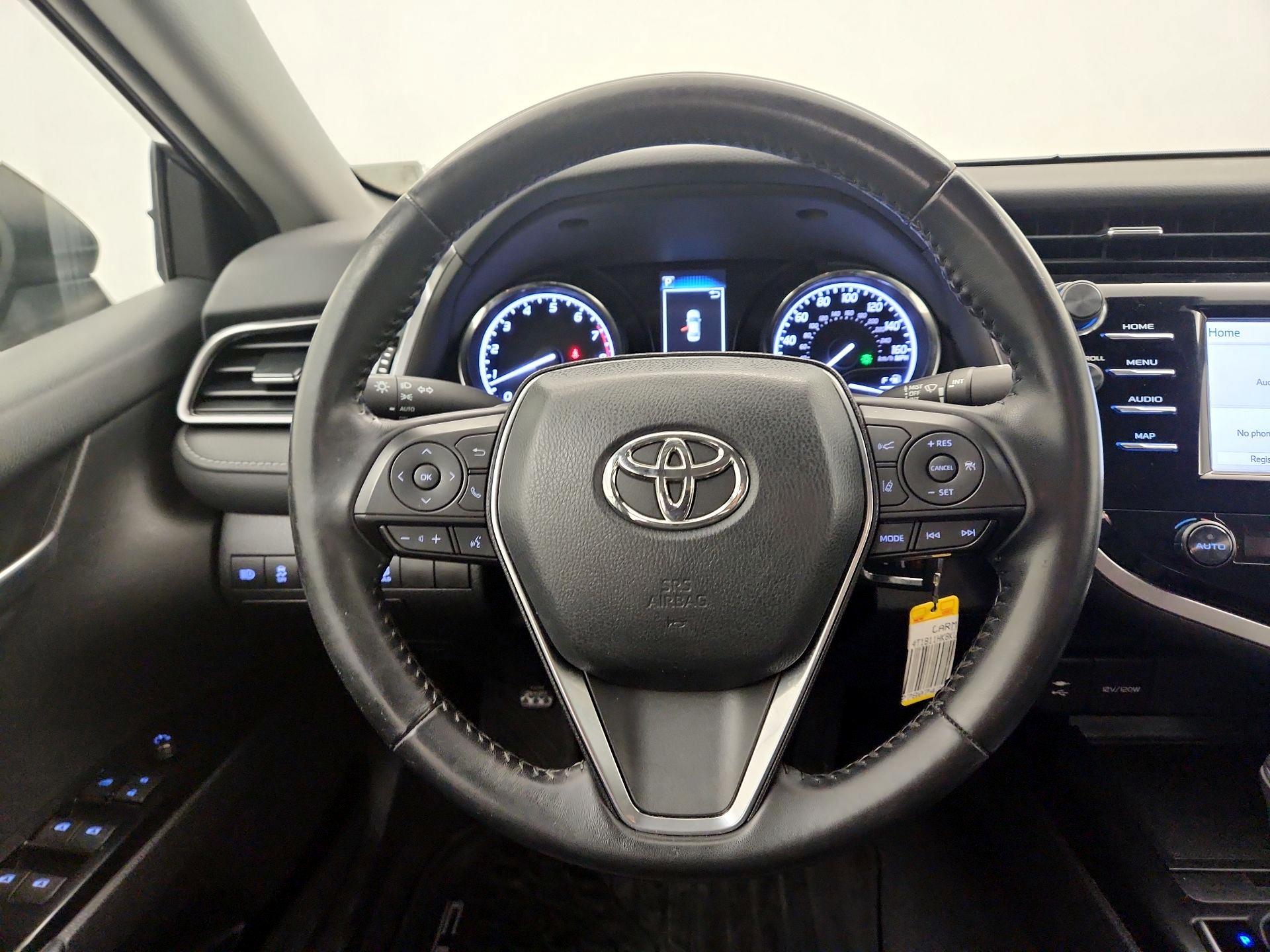 Thumbnail: 2019 Toyota Camry - 10