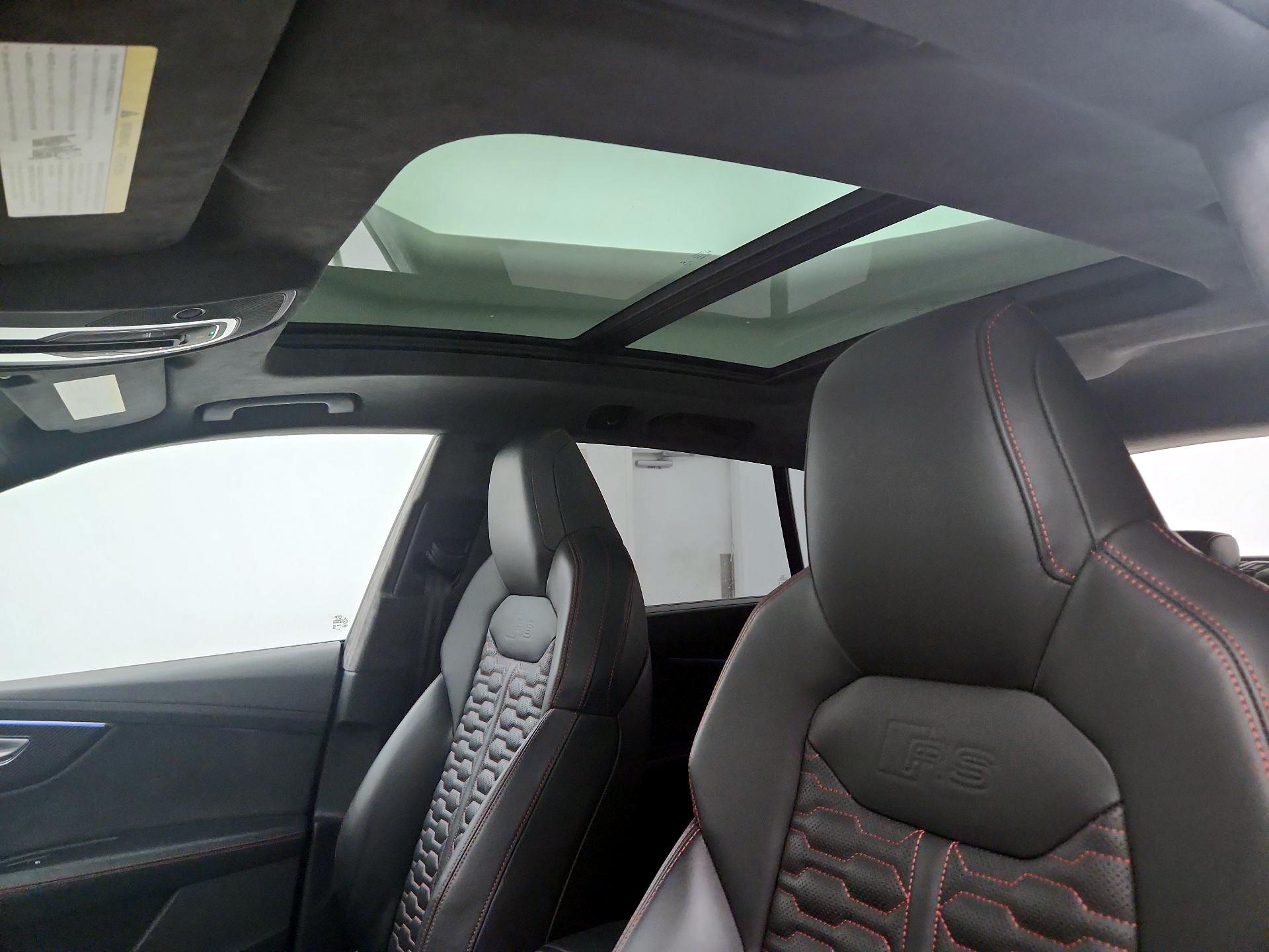 Thumbnail: 2020 Audi RS Q8 - 20