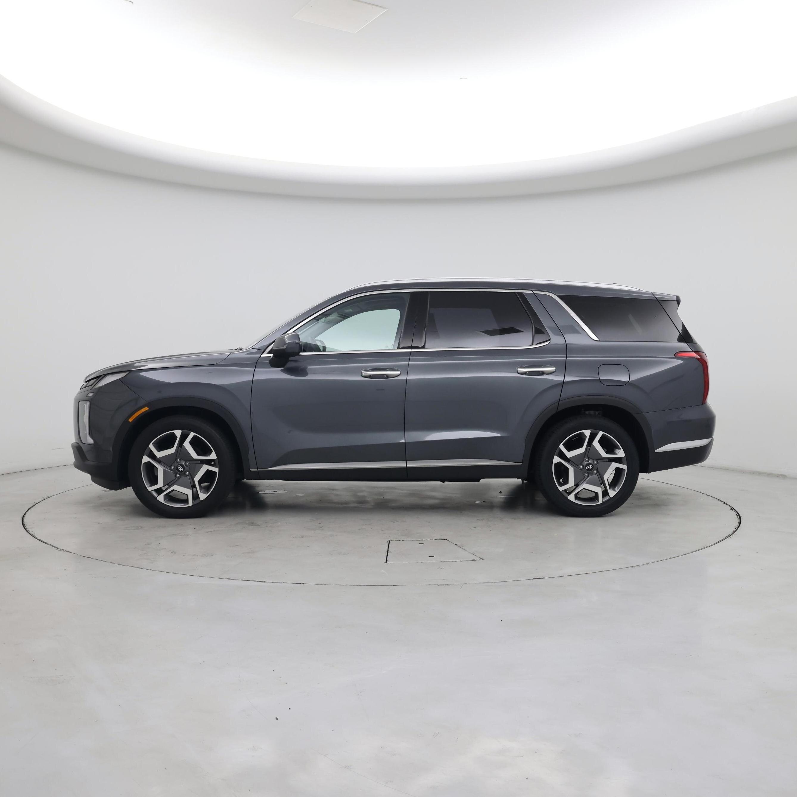 Thumbnail: 2023 Hyundai Palisade - 3