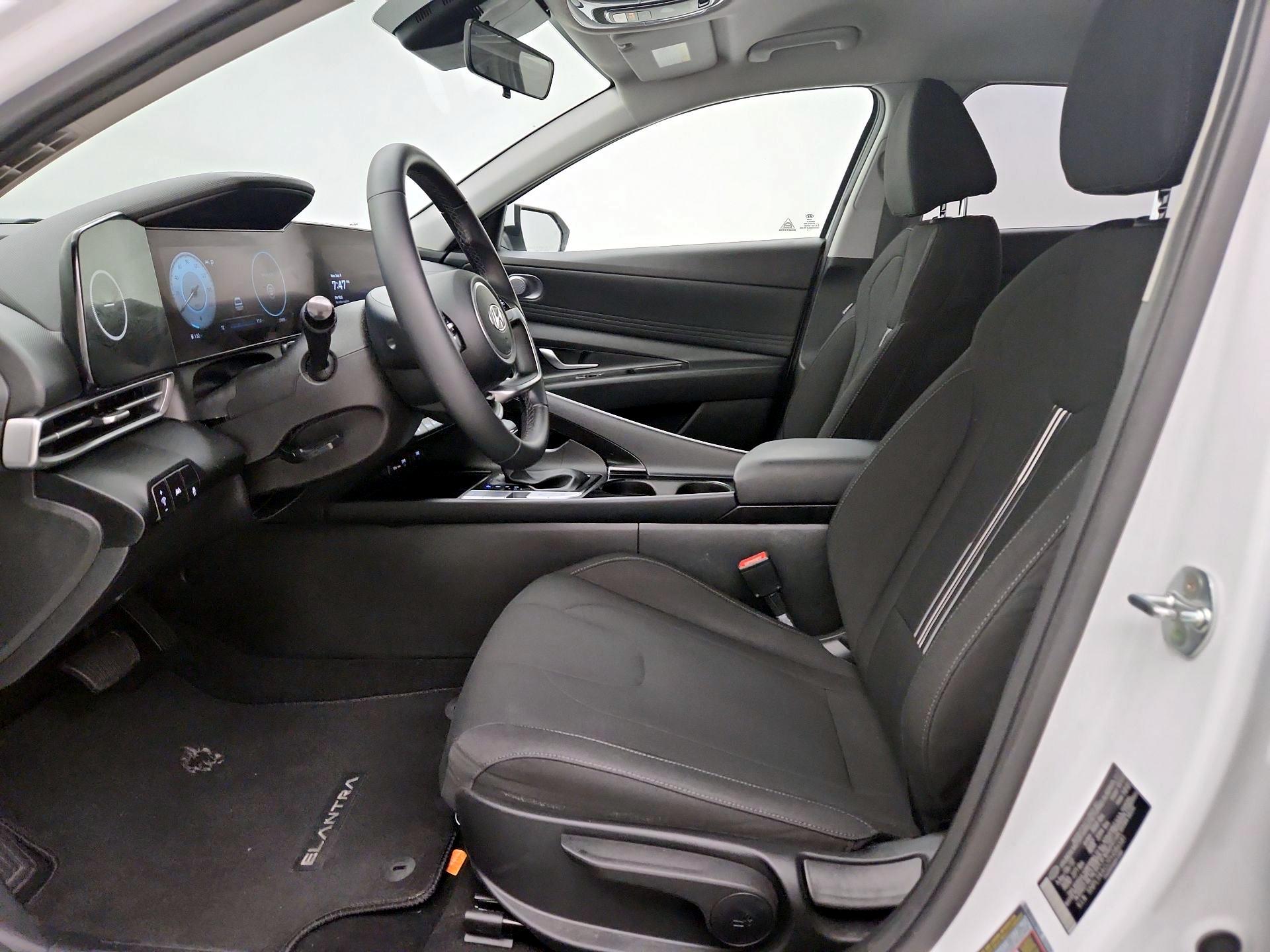 Thumbnail: 2023 Hyundai Elantra - 11