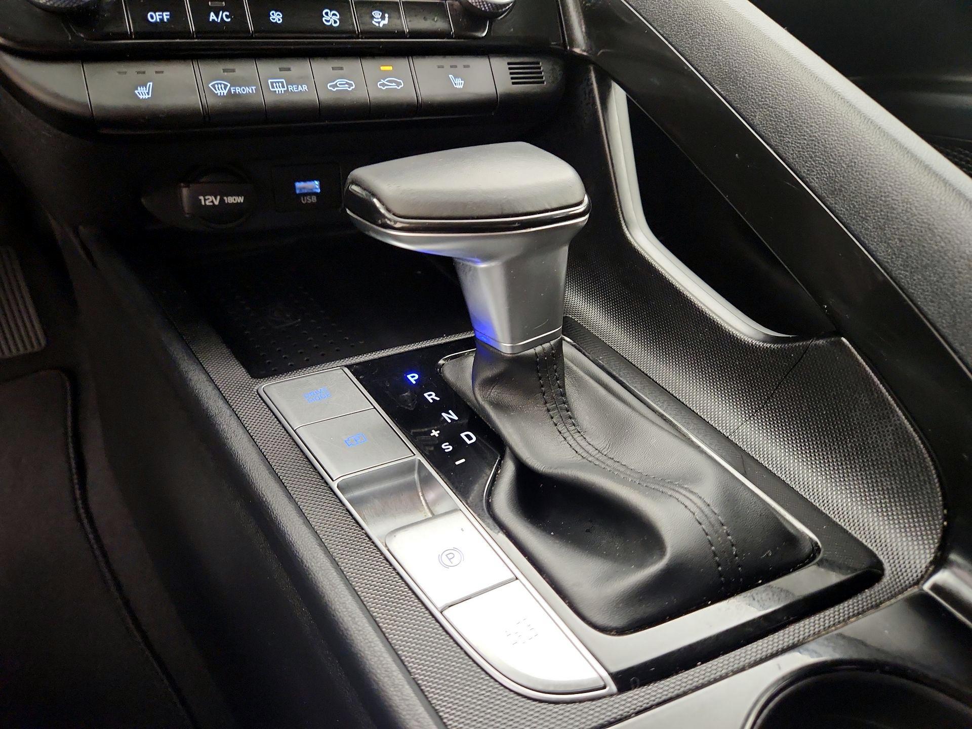Thumbnail: 2023 Hyundai Elantra - 18