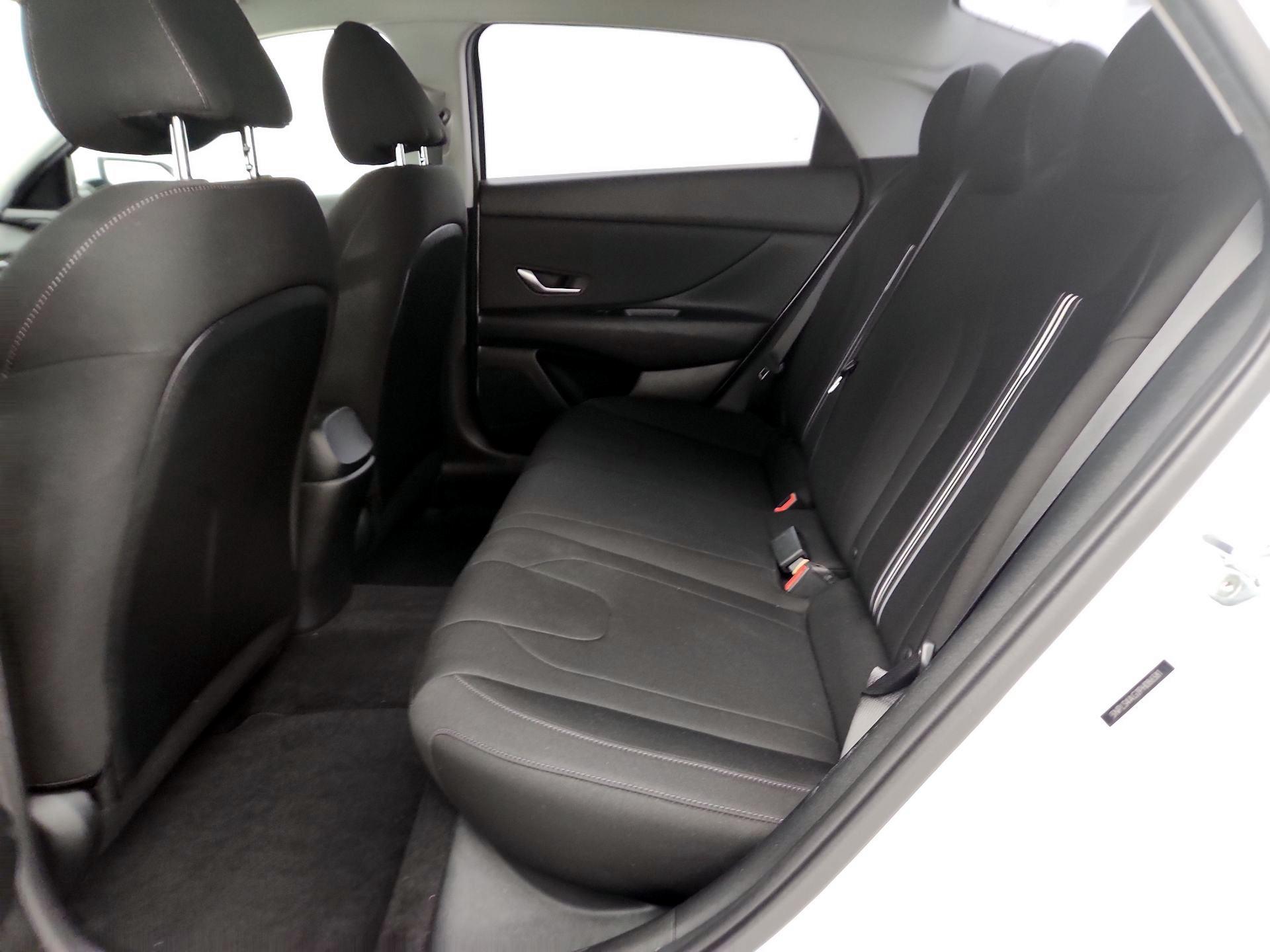 Thumbnail: 2023 Hyundai Elantra - 20