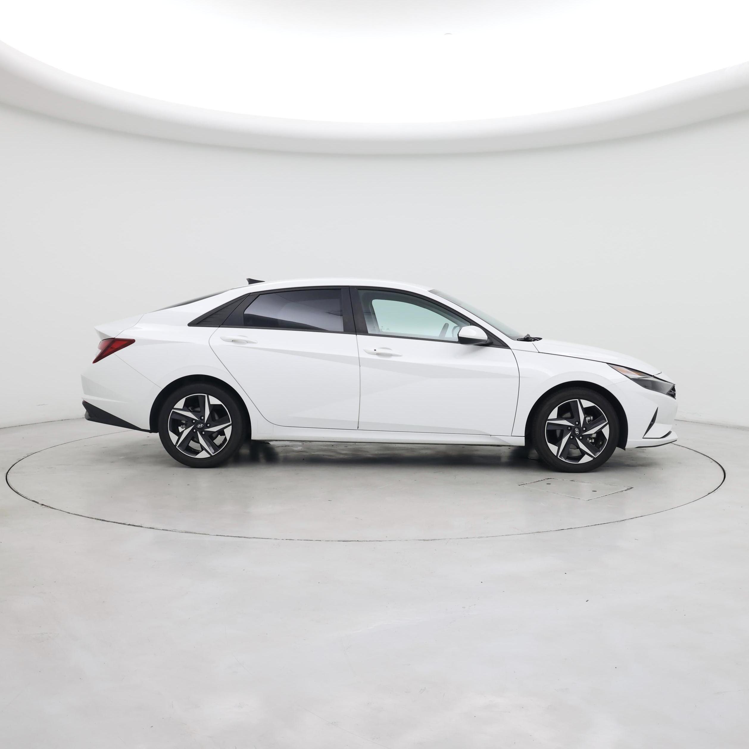 Thumbnail: 2023 Hyundai Elantra - 7