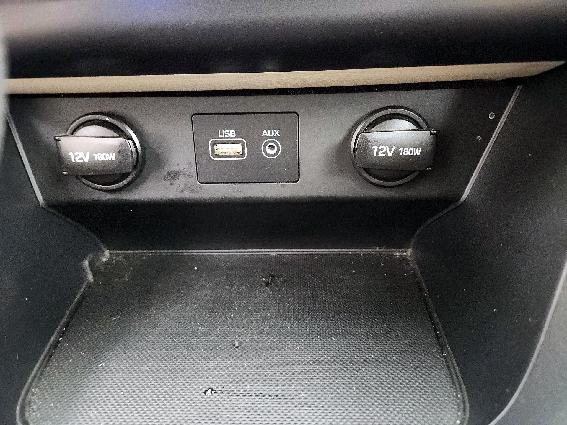 Thumbnail: 2019 Hyundai Sonata - 18