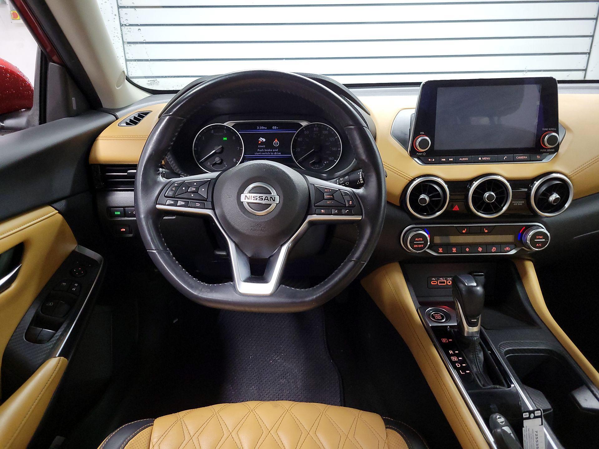 Thumbnail: 2020 Nissan Sentra - 10