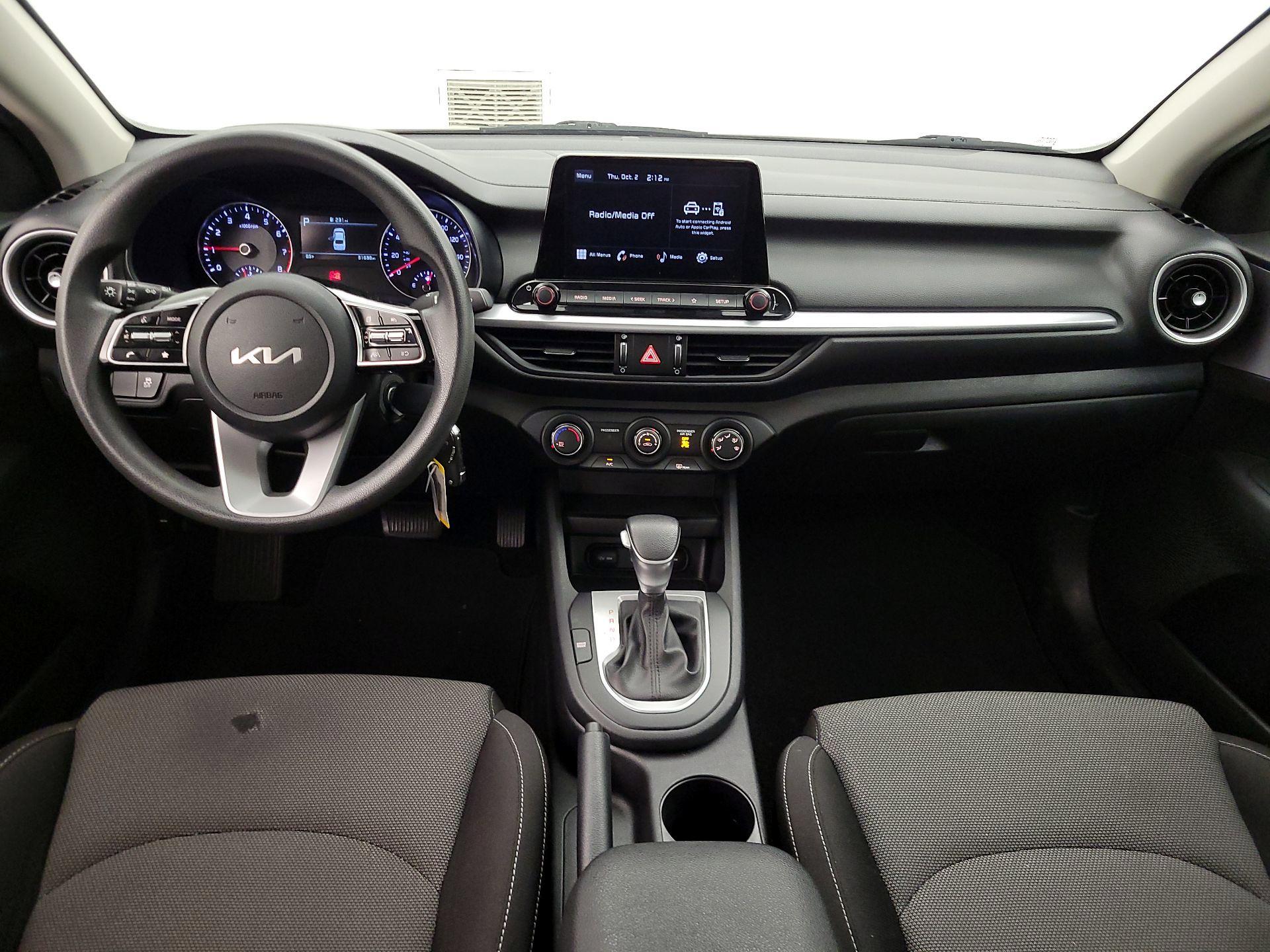 Thumbnail: 2022 Kia Forte - 9