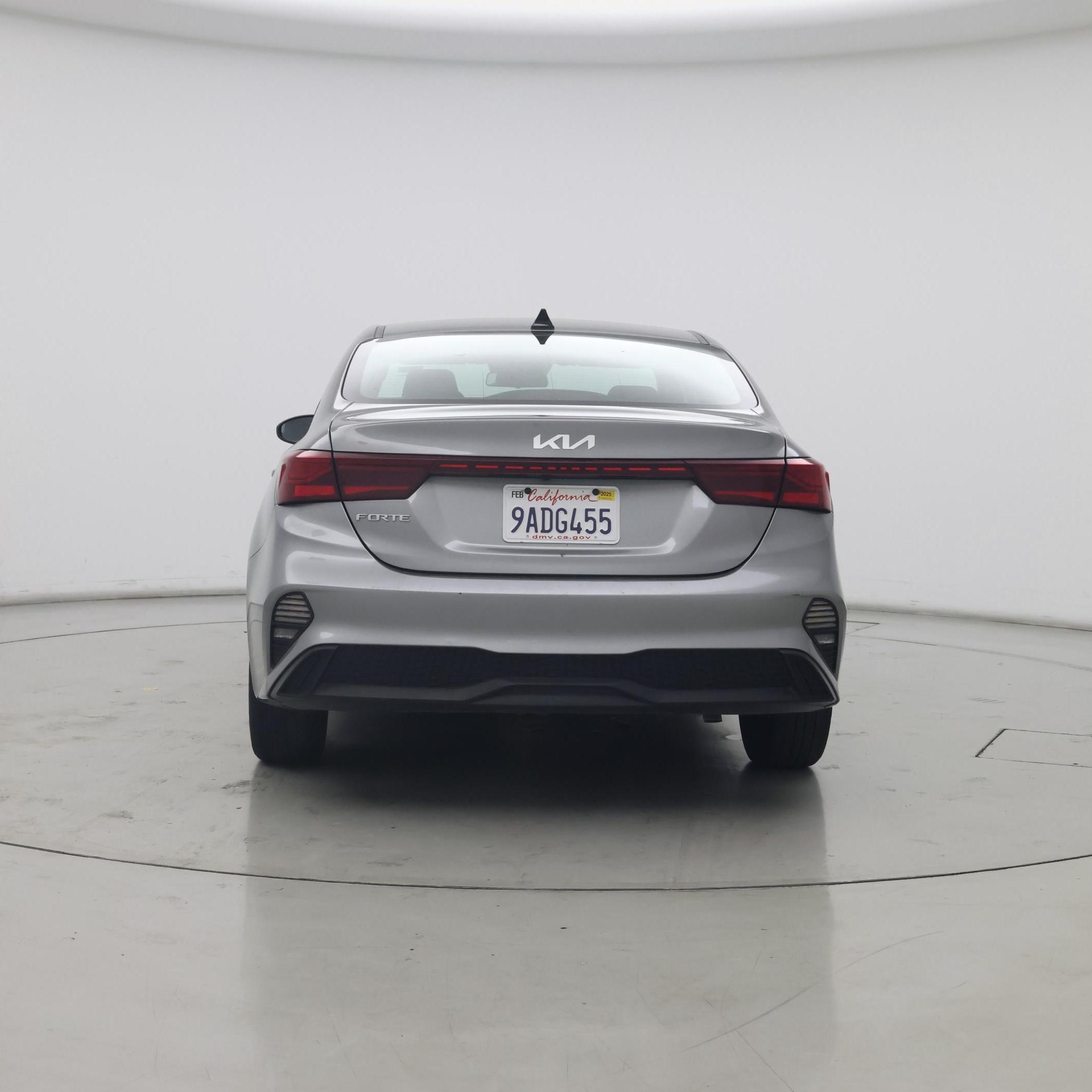 Thumbnail: 2022 Kia Forte - 6