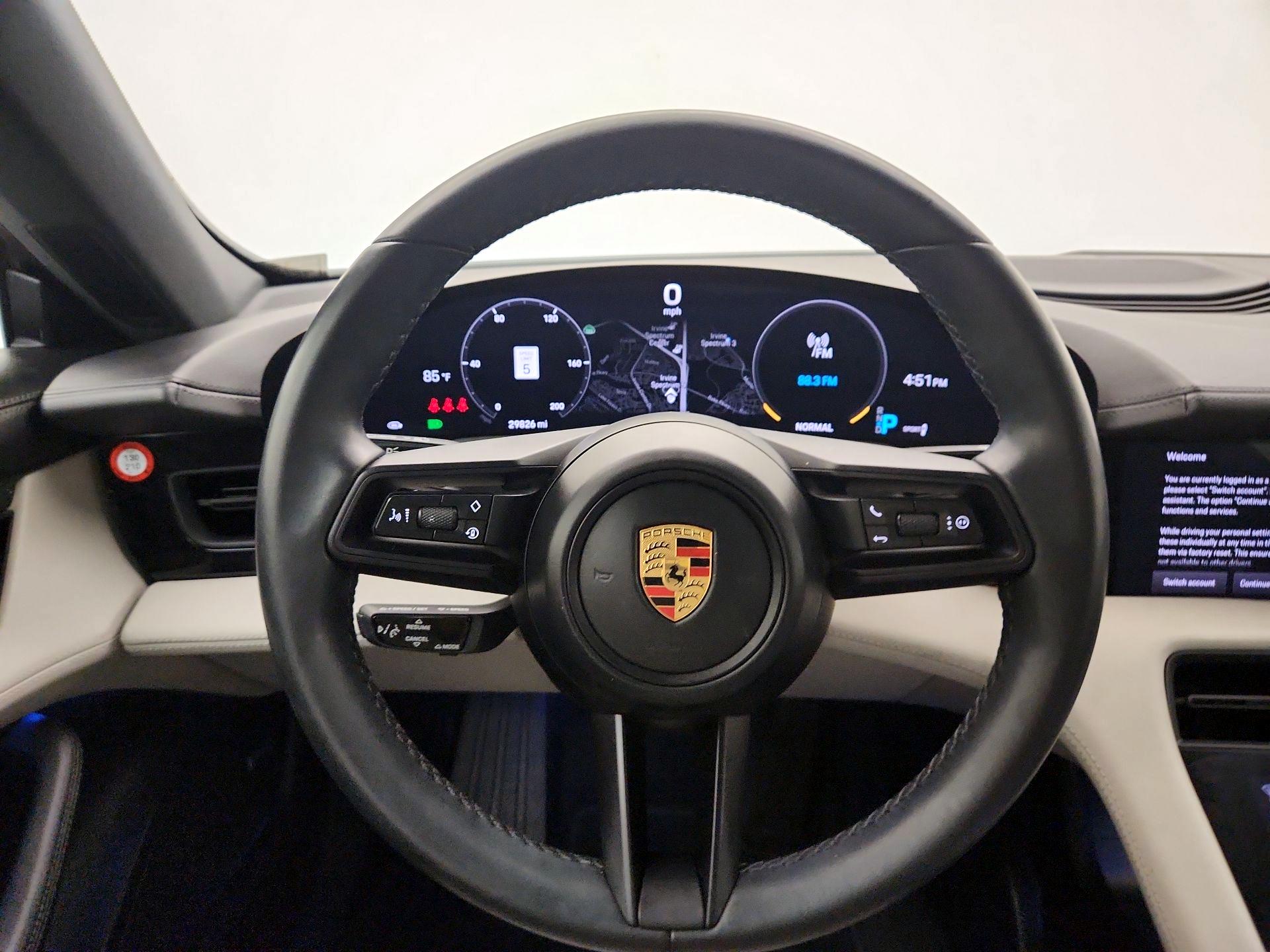Thumbnail: 2021 Porsche Taycan - 10