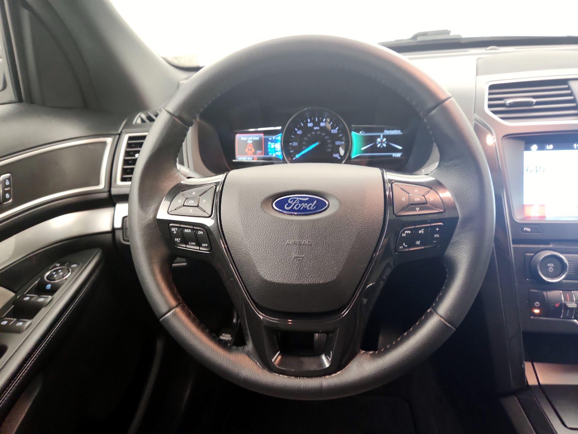 Thumbnail: 2017 Ford Explorer - 10