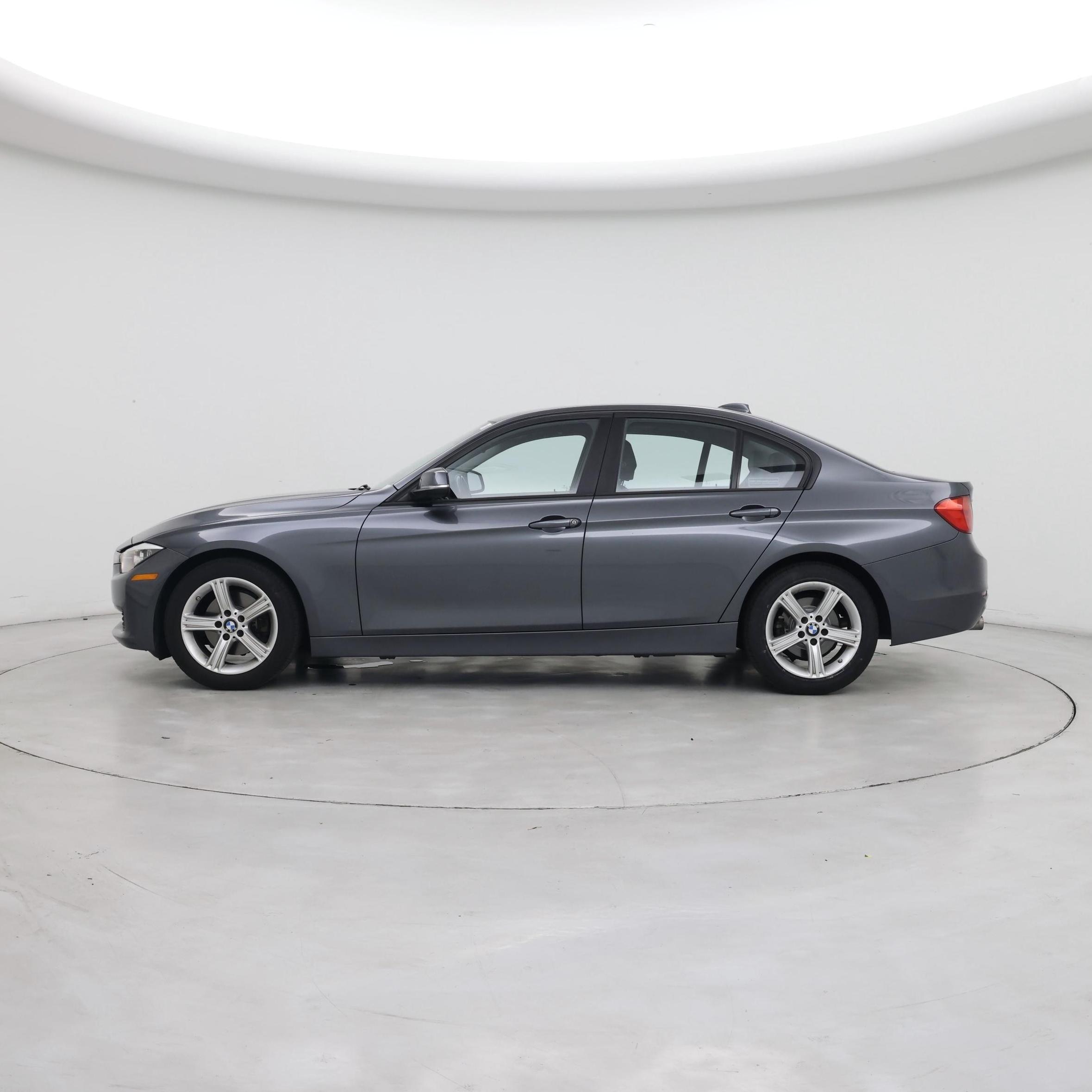 Thumbnail: 2014 BMW 3 Series - 3