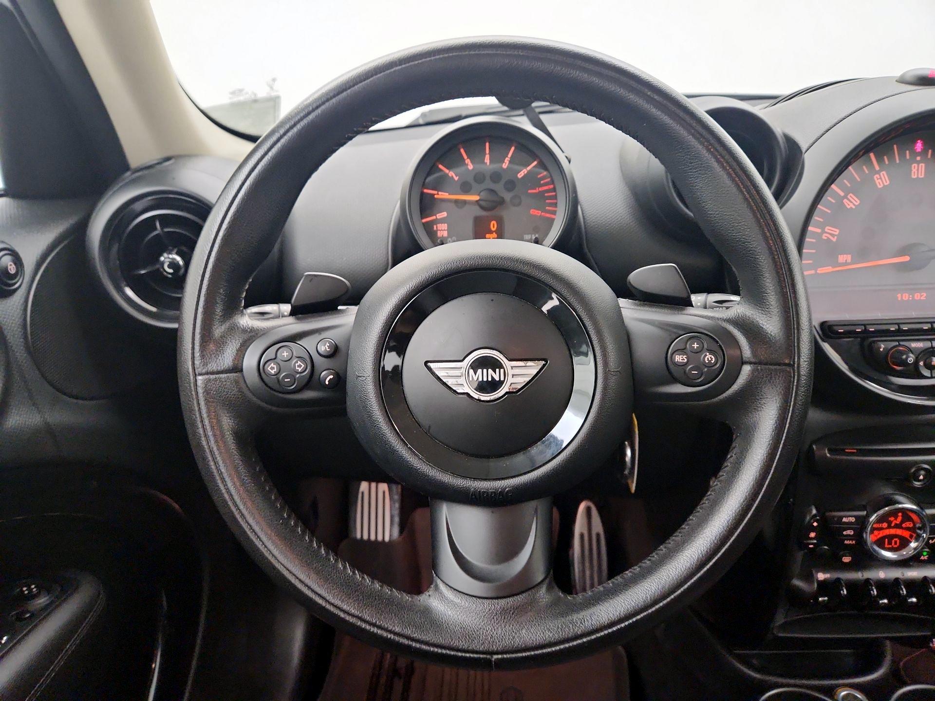Thumbnail: 2016 MINI Cooper Countryman - 10