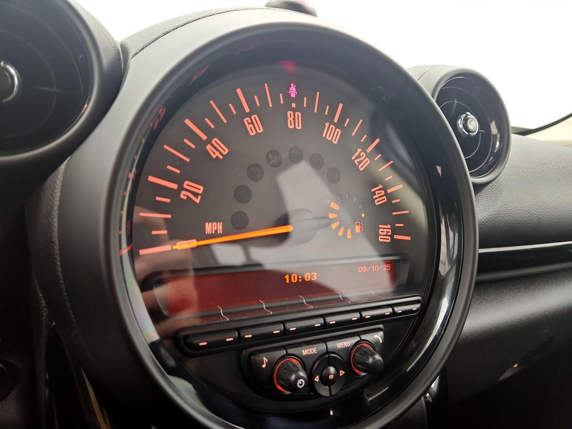 Thumbnail: 2016 MINI Cooper Countryman - 13