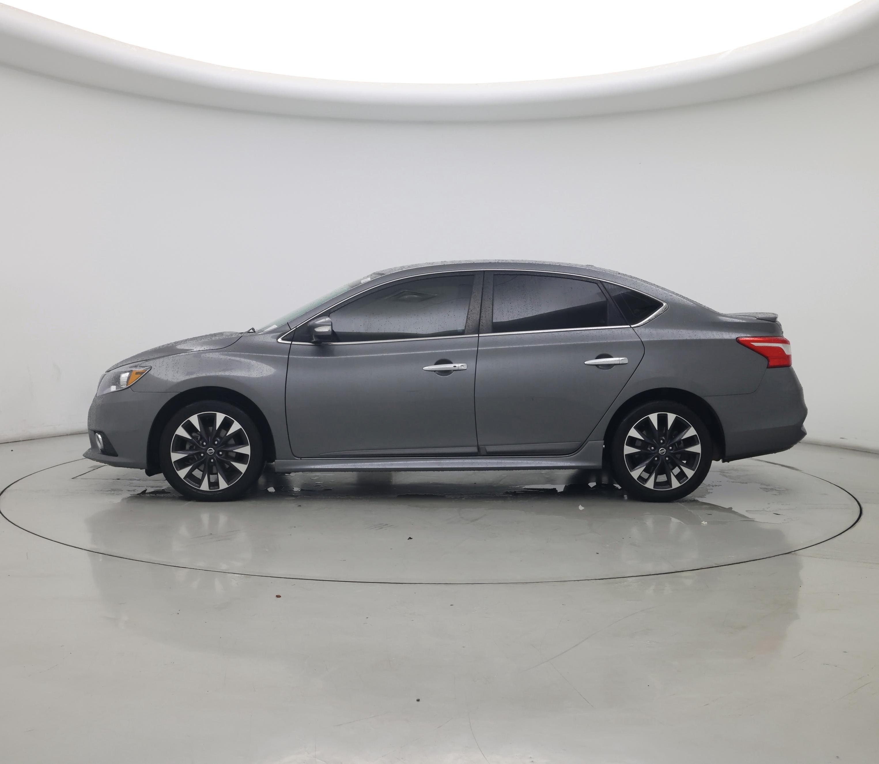 Thumbnail: 2017 Nissan Sentra - 3