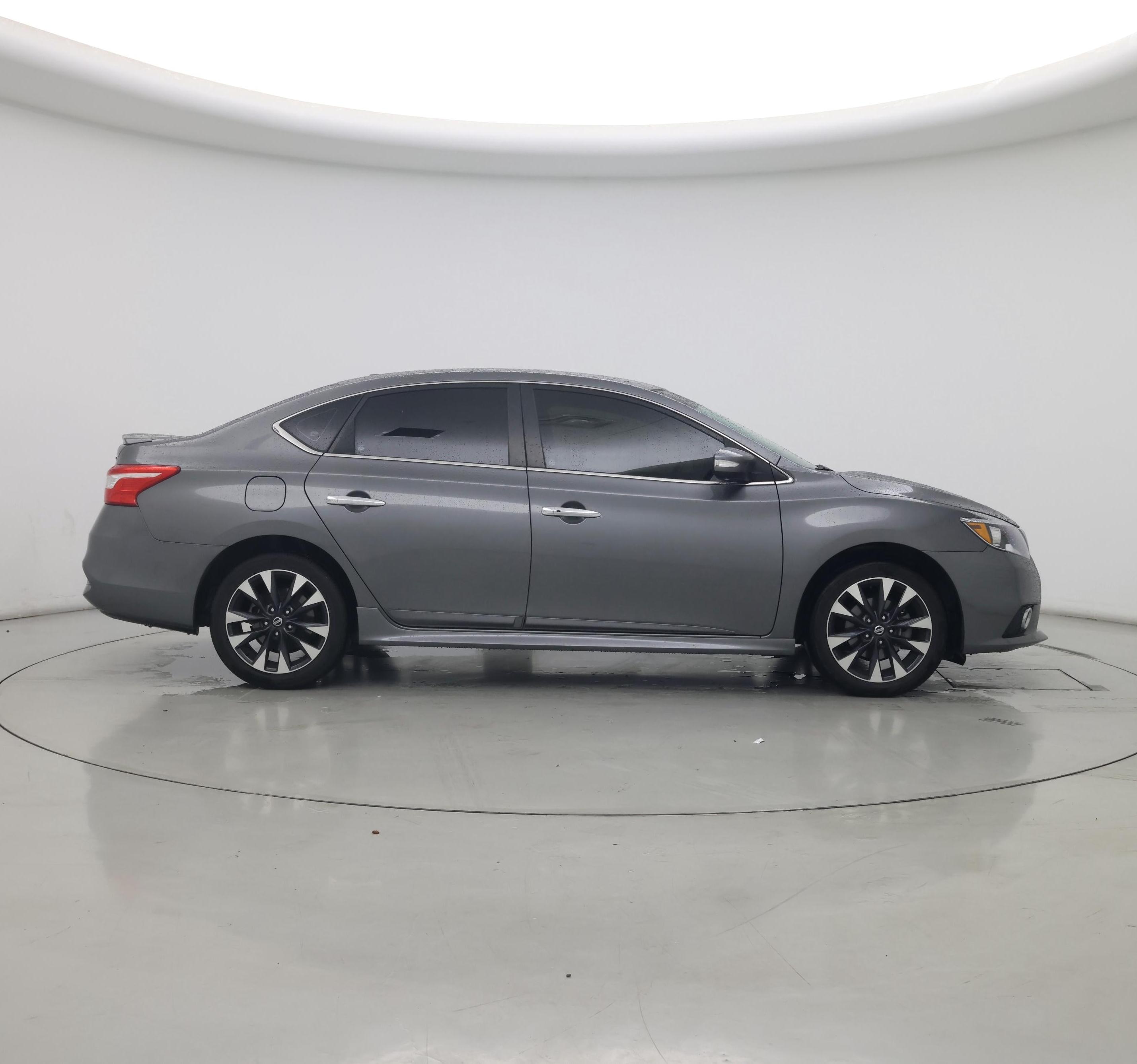 Thumbnail: 2017 Nissan Sentra - 7