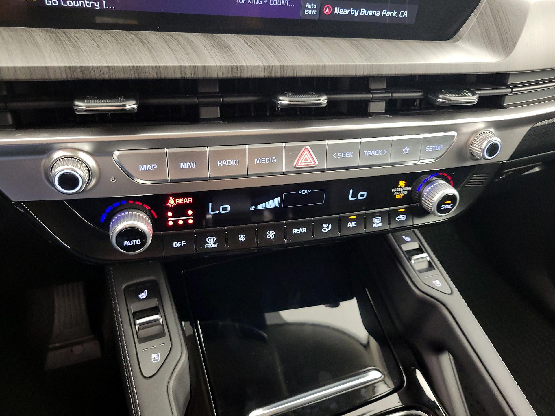 Thumbnail: 2024 Kia Telluride - 17