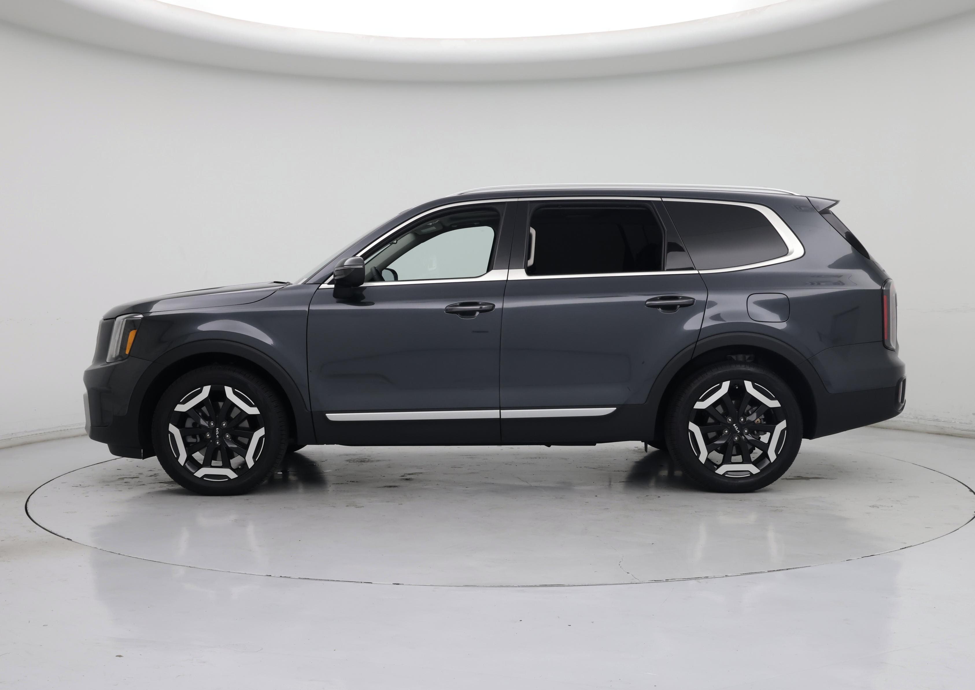 Thumbnail: 2024 Kia Telluride - 3
