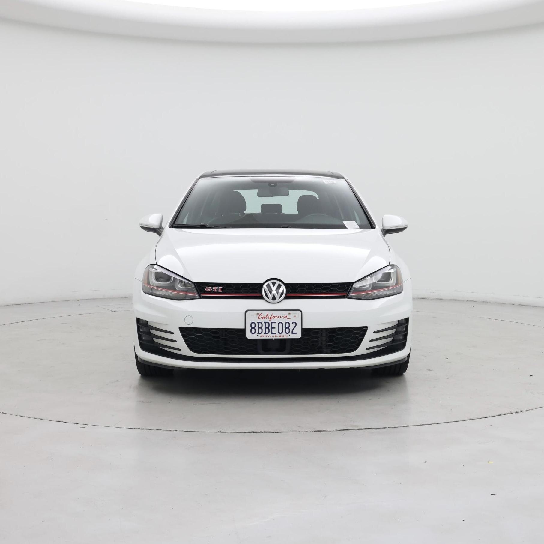 Thumbnail: 2017 Volkswagen Golf - 5