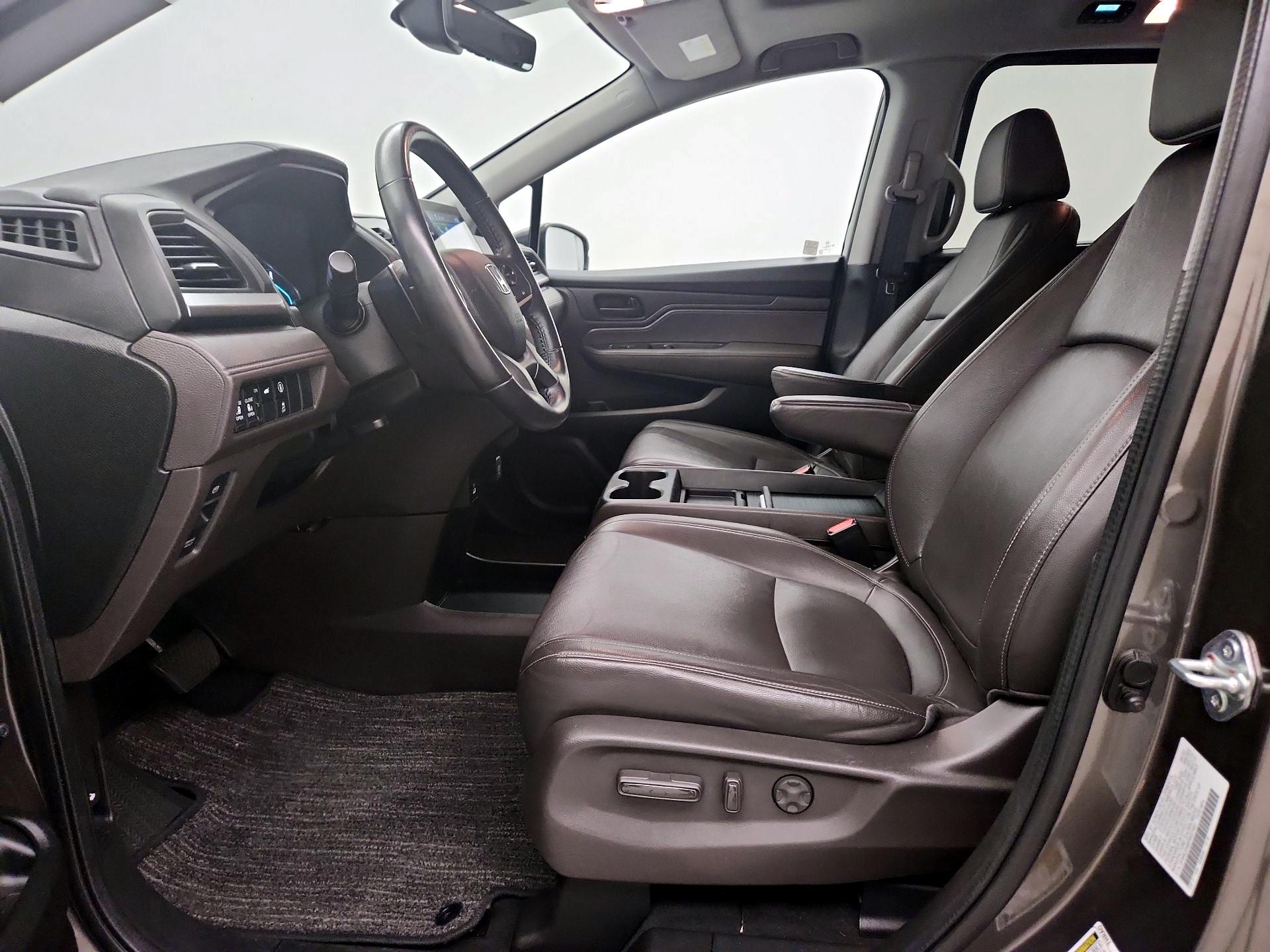 Thumbnail: 2023 Honda Odyssey - 11