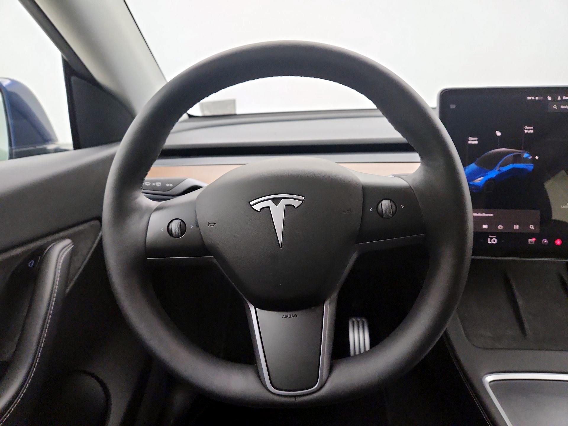 Thumbnail: 2022 Tesla Model Y - 10