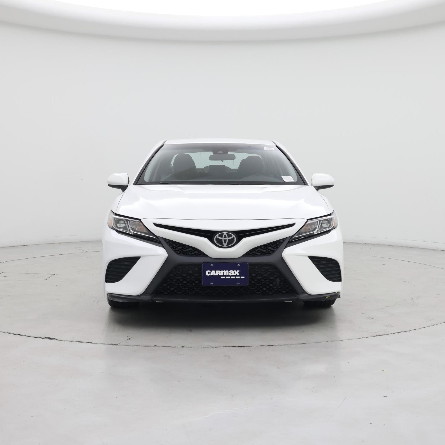 Thumbnail: 2018 Toyota Camry - 5
