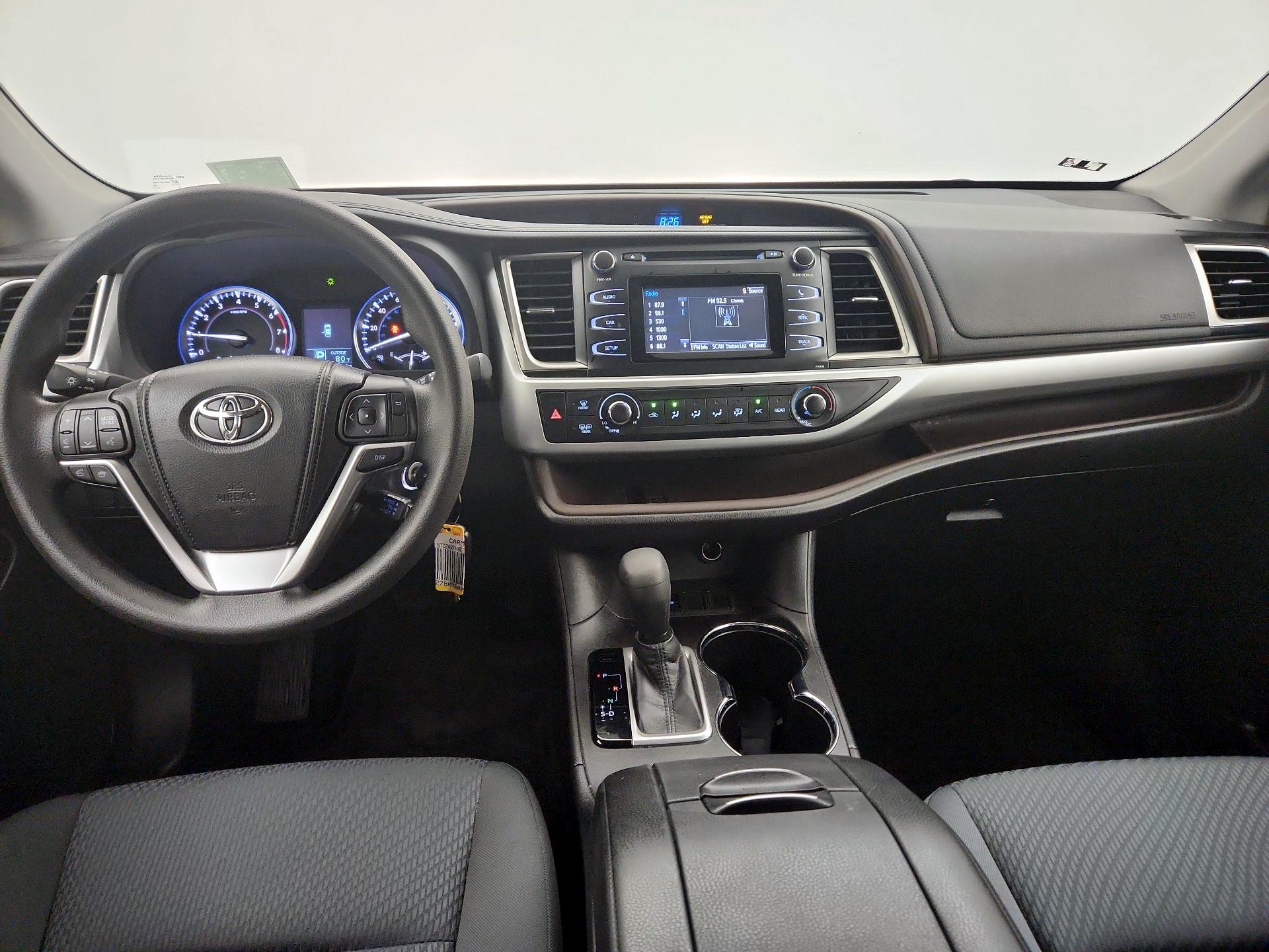 Thumbnail: 2014 Toyota Highlander - 9