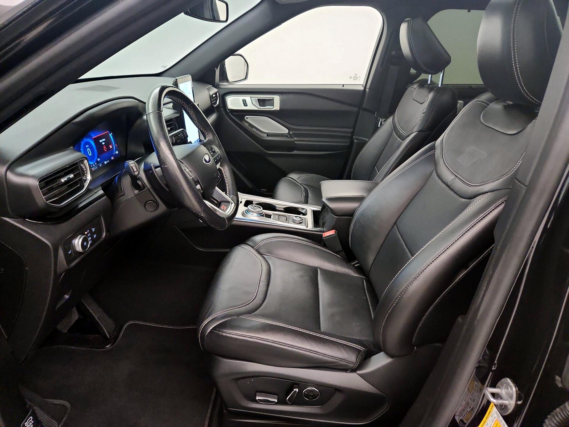 Thumbnail: 2020 Ford Explorer - 11