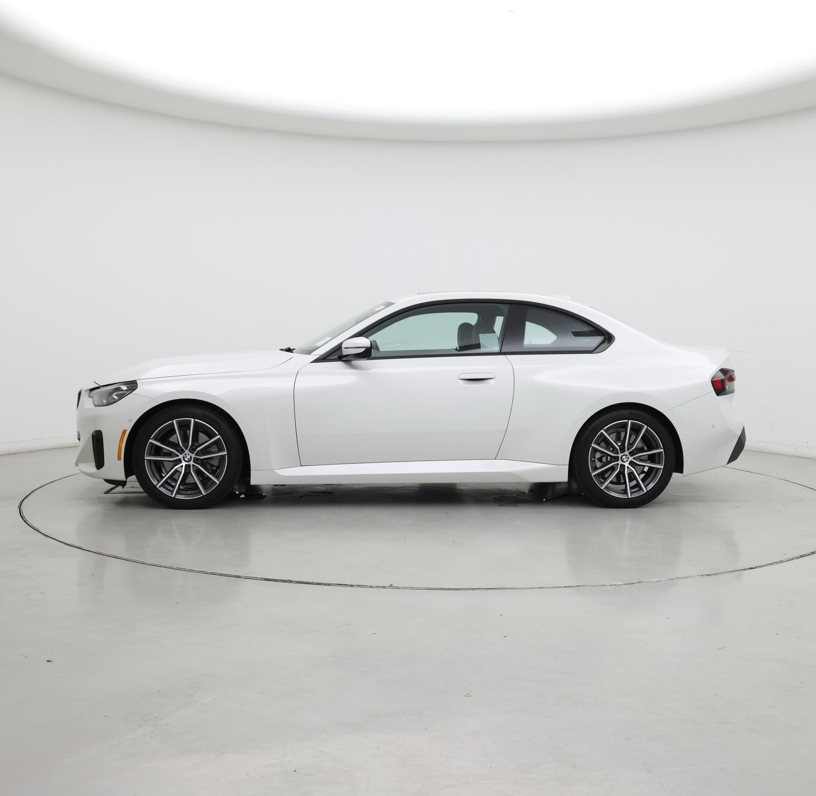Thumbnail: 2025 BMW 2 Series - 3