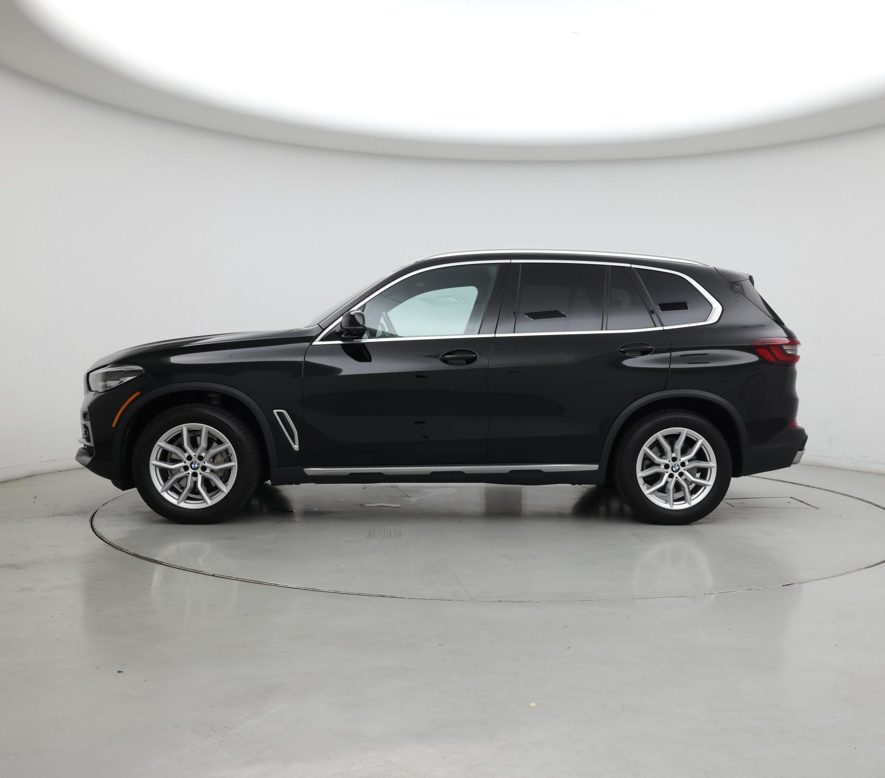 Thumbnail: 2022 BMW X5 - 3