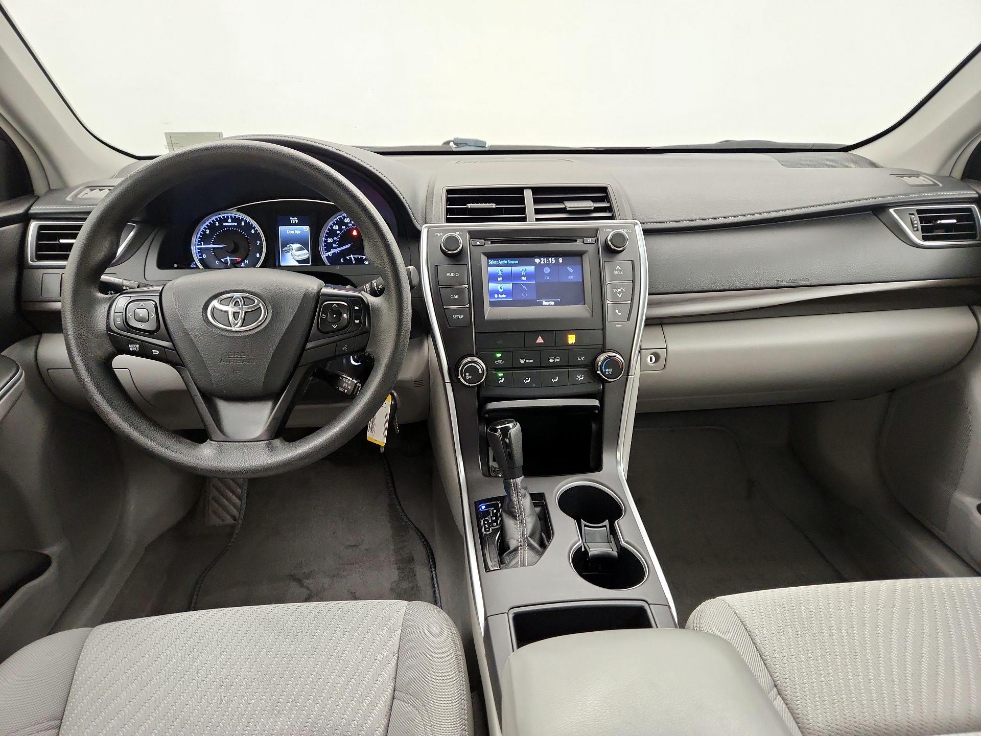 Thumbnail: 2016 Toyota Camry - 9