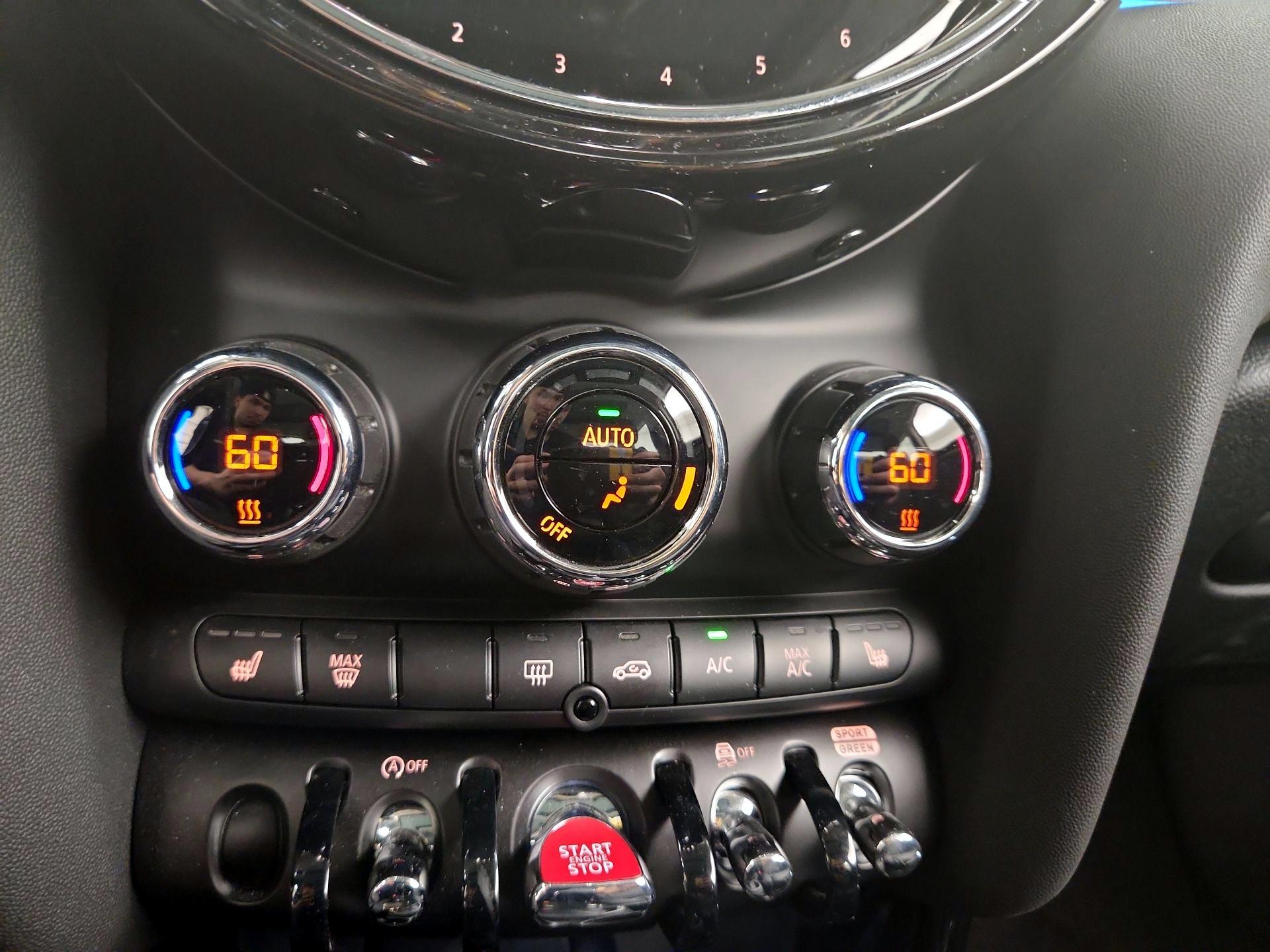 Thumbnail: 2023 MINI Cooper Hardtop - 16
