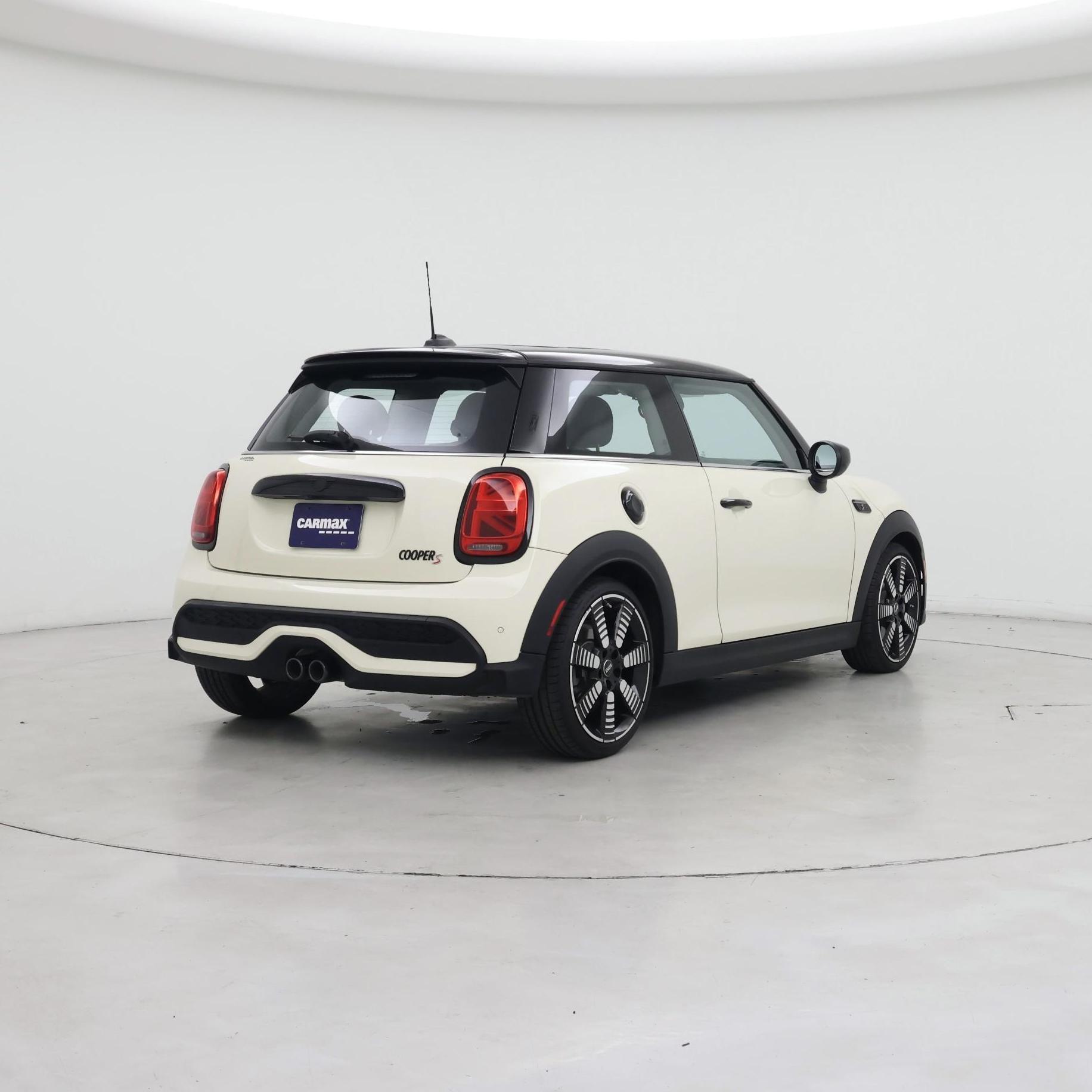 Thumbnail: 2023 MINI Cooper Hardtop - 8