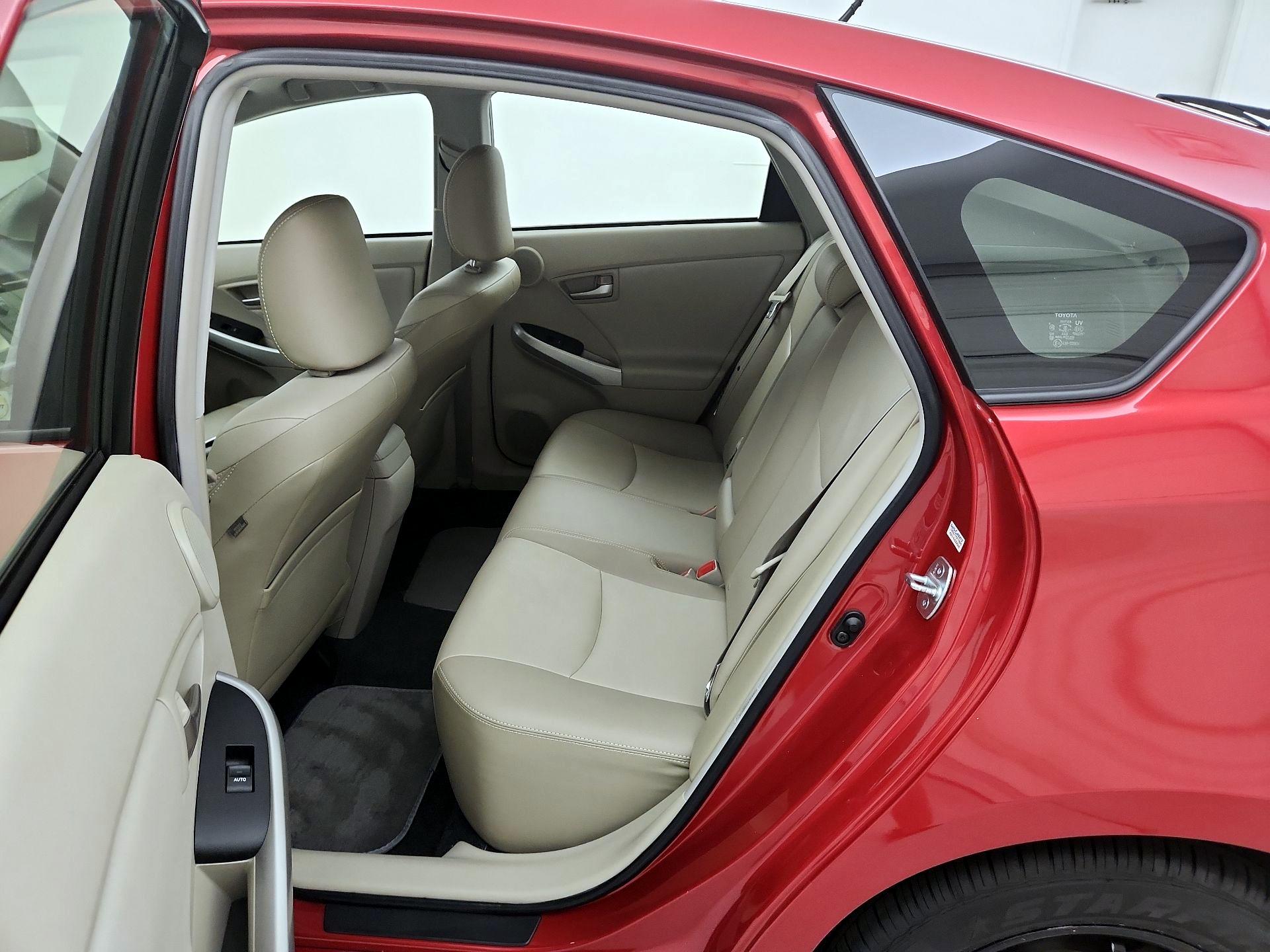 Thumbnail: 2014 Toyota Prius - 19
