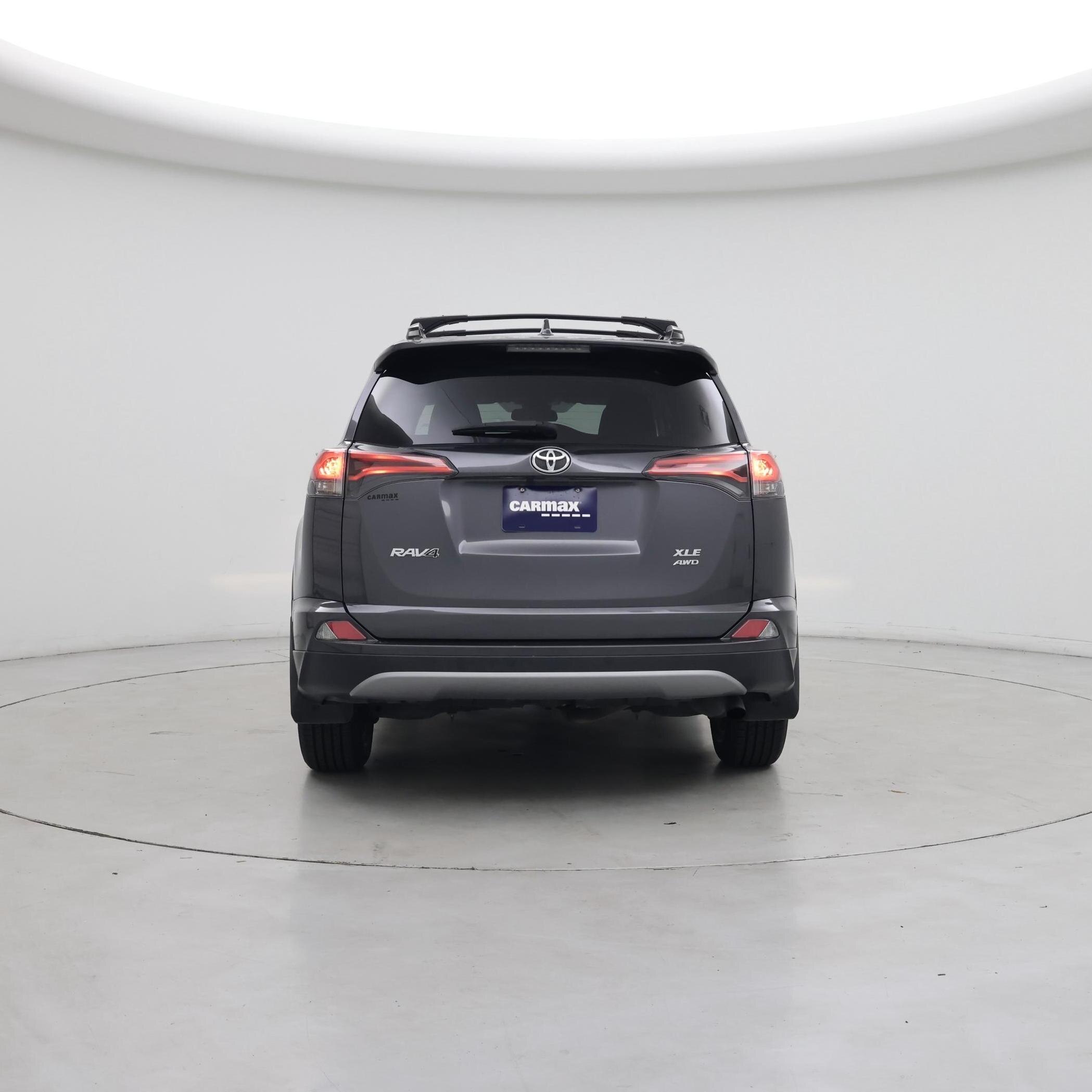 Thumbnail: 2017 Toyota RAV4 - 6