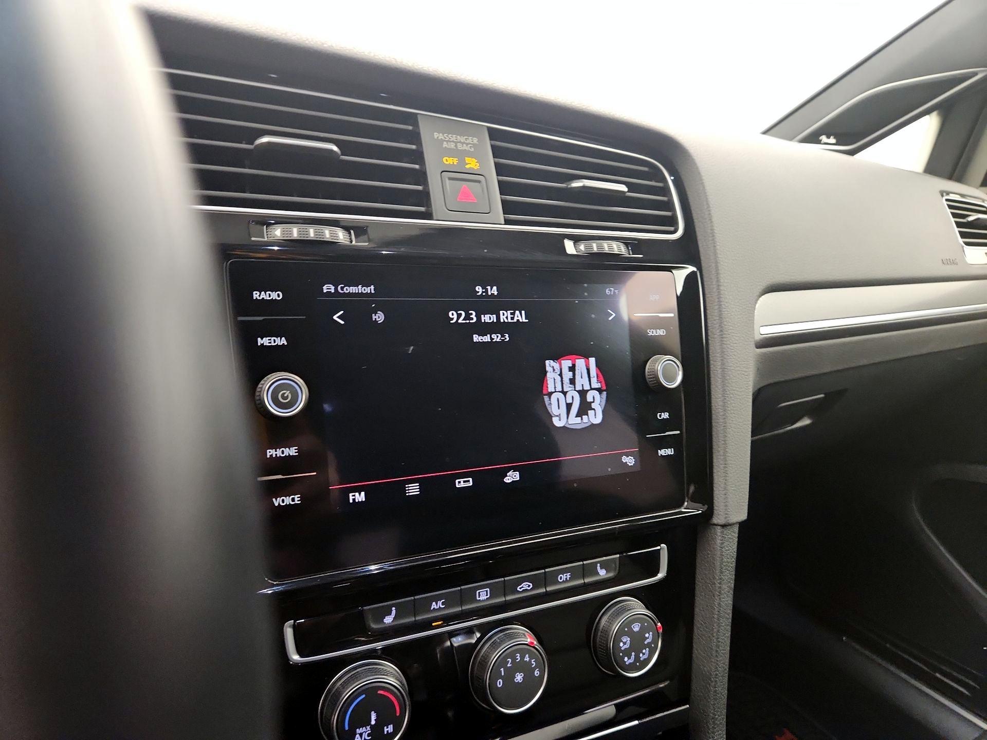 Thumbnail: 2019 Volkswagen Golf - 15