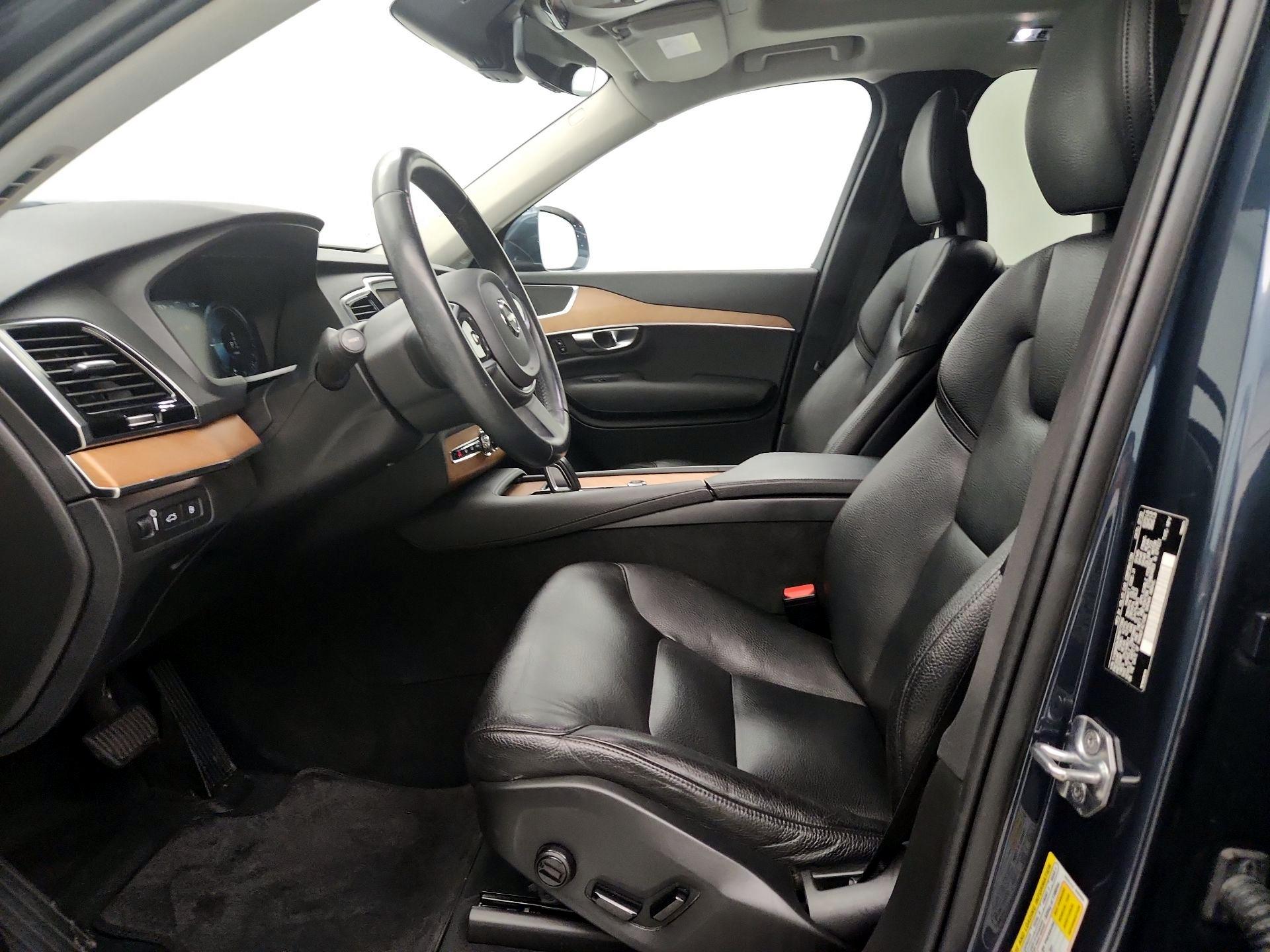 Thumbnail: 2021 Volvo XC90 - 11