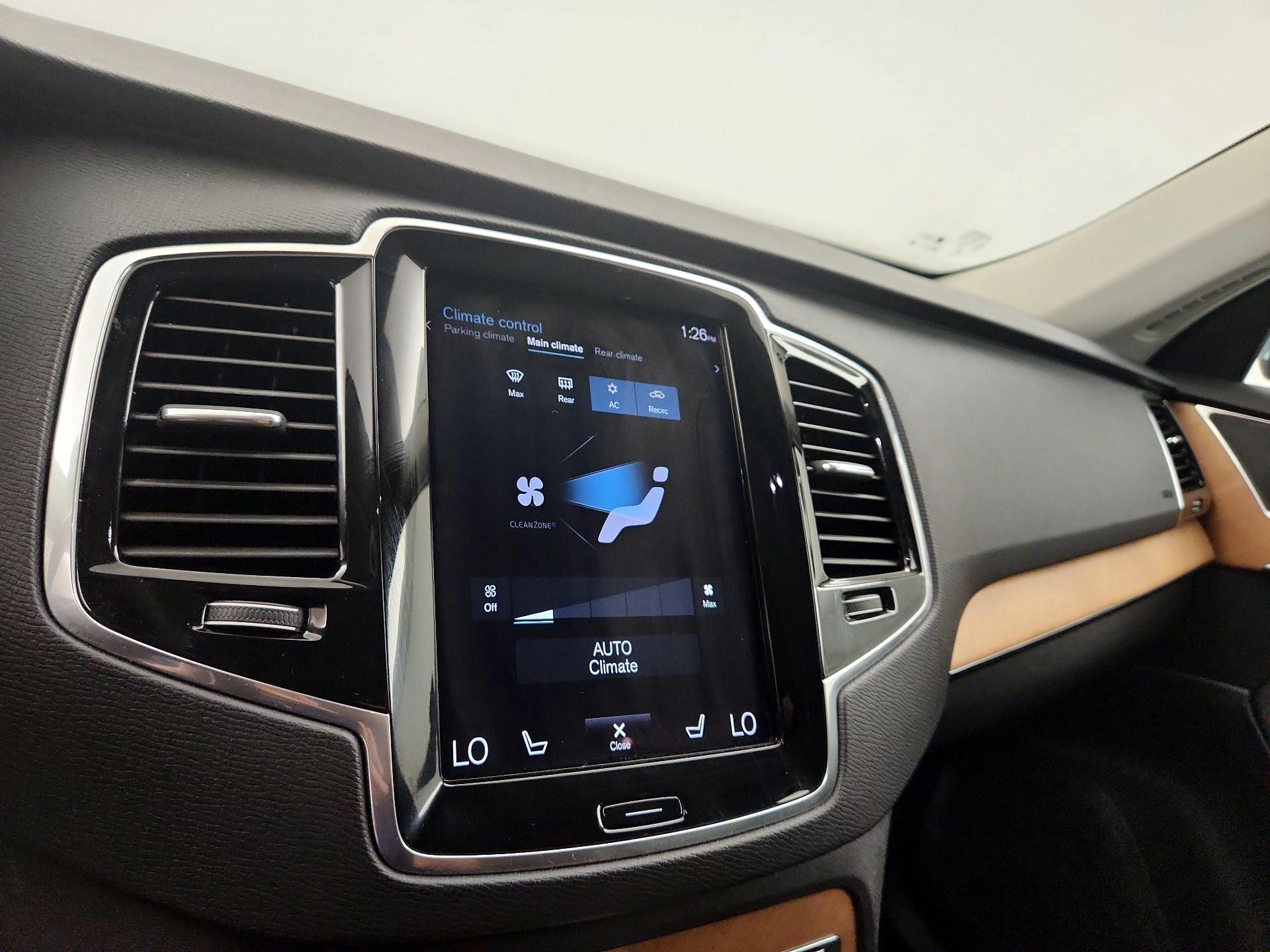 Thumbnail: 2021 Volvo XC90 - 17