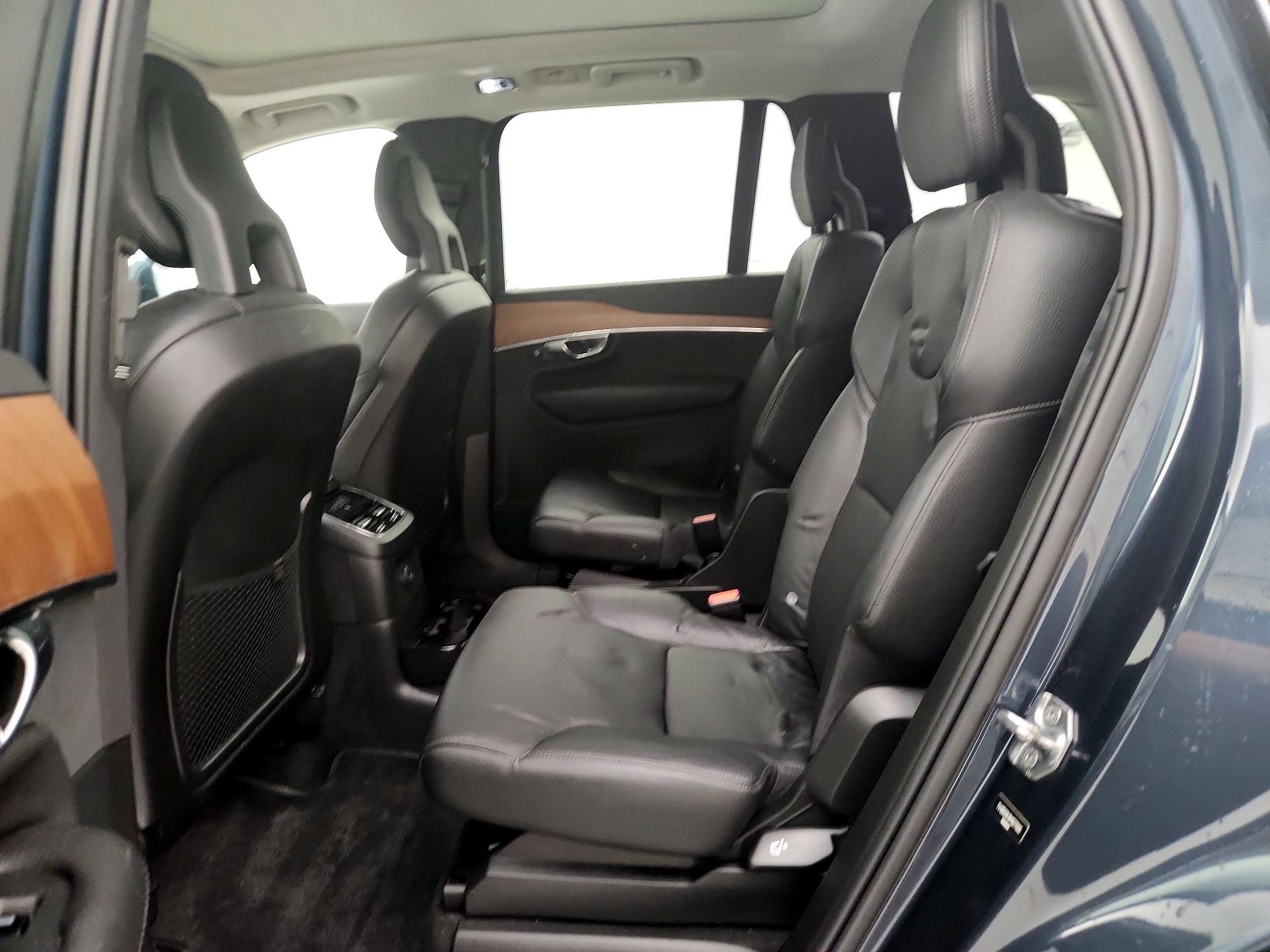 Thumbnail: 2021 Volvo XC90 - 20