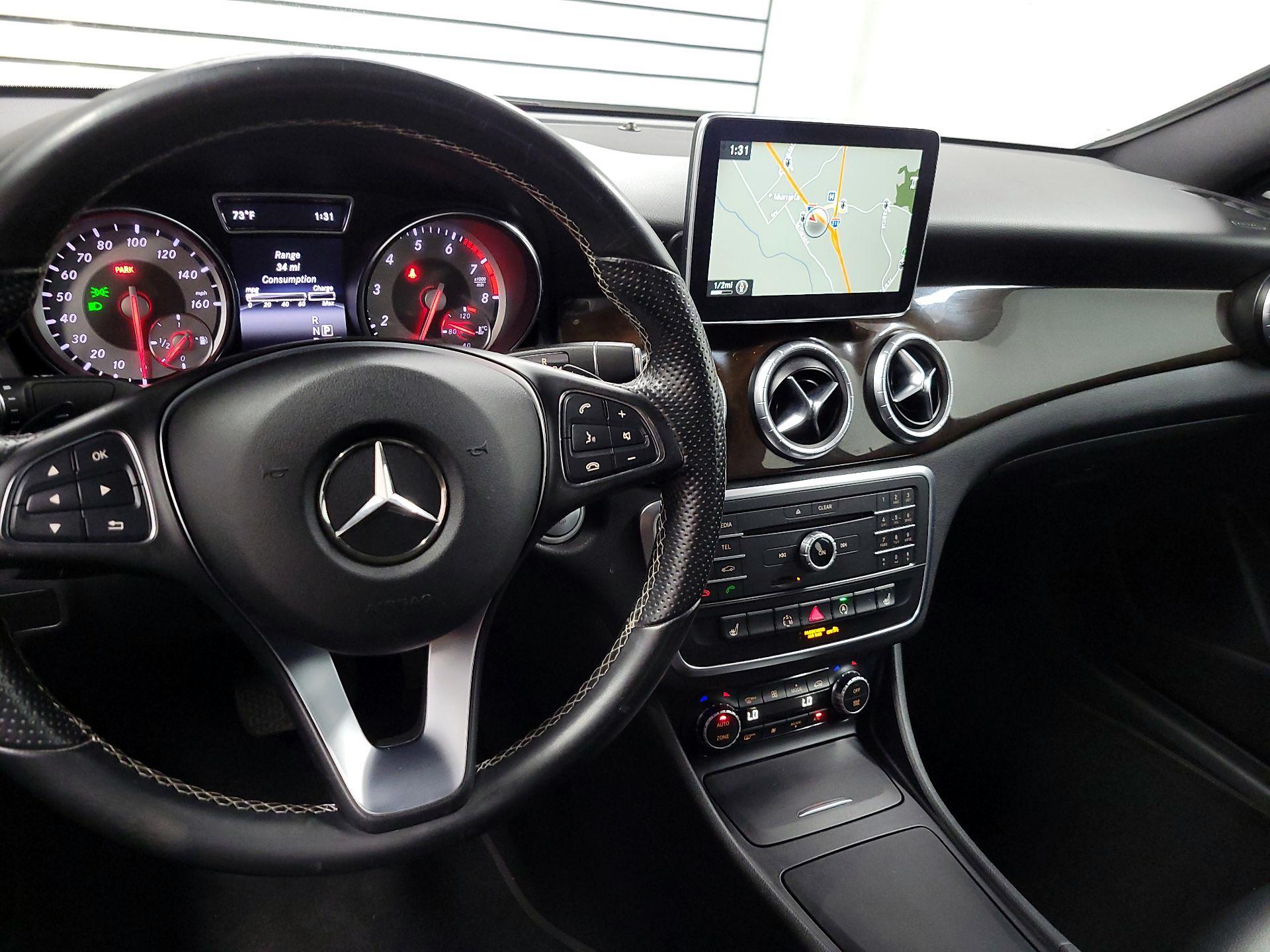 Thumbnail: 2015 Mercedes-Benz CLA - 9