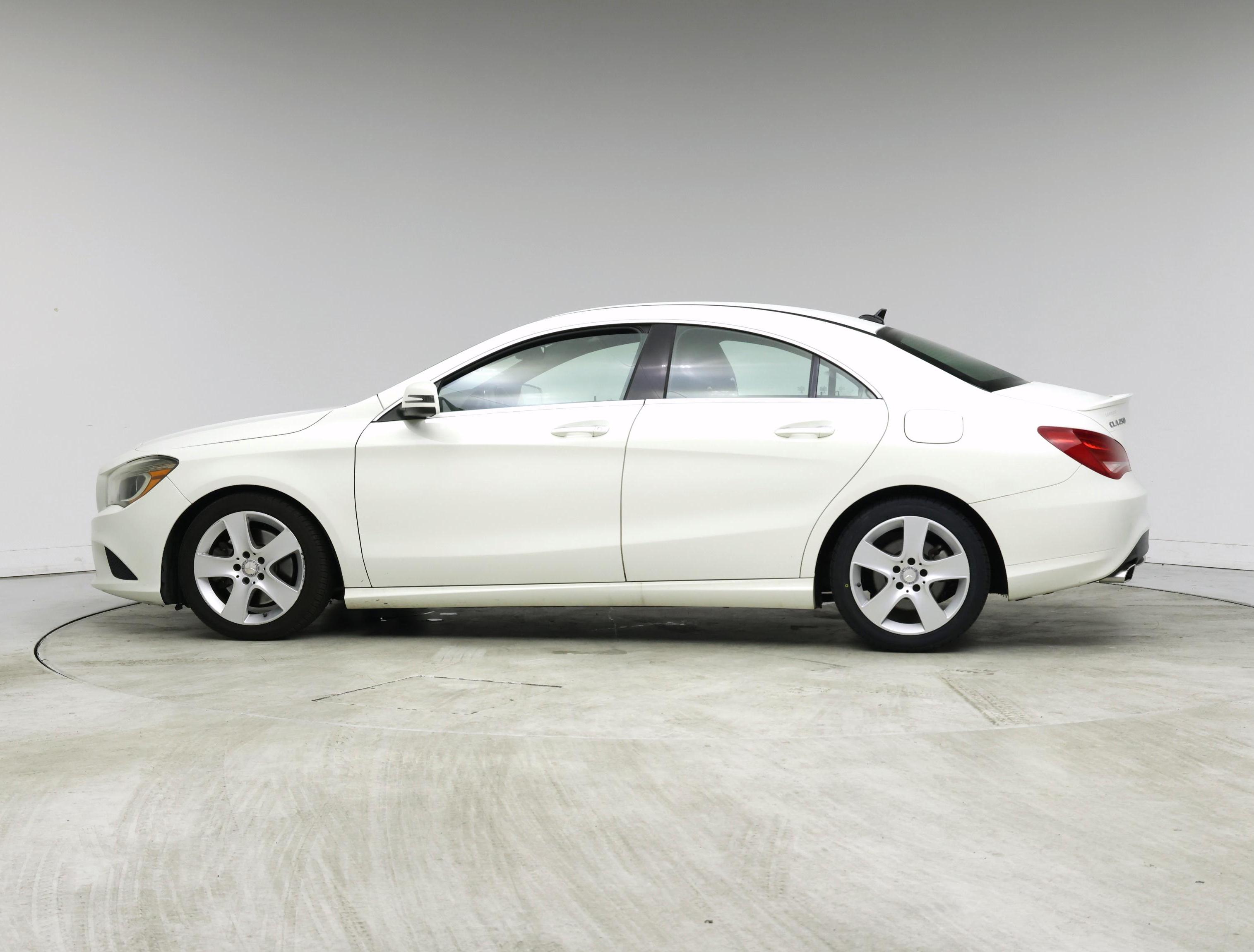 Thumbnail: 2015 Mercedes-Benz CLA - 3