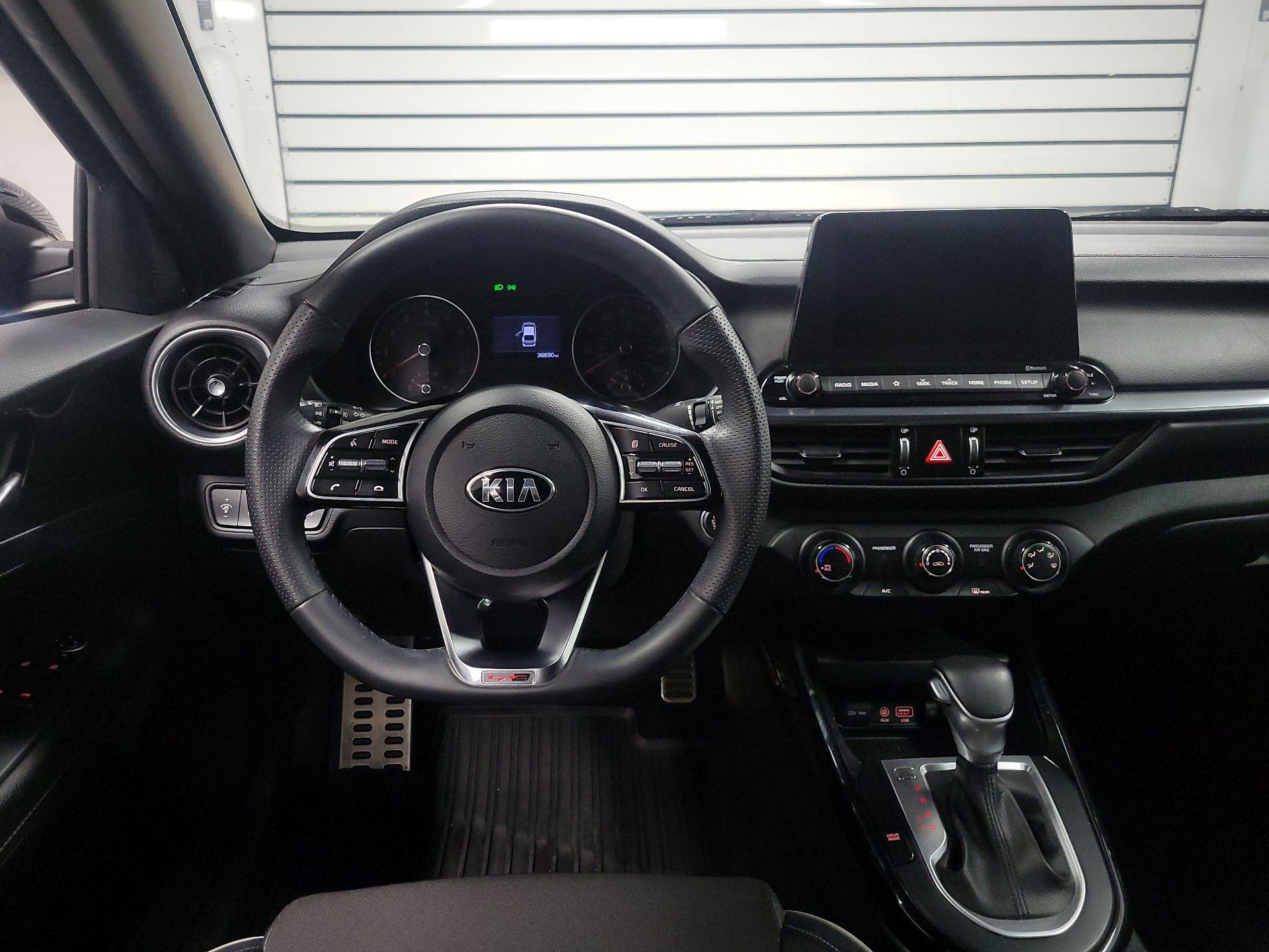 Thumbnail: 2021 Kia Forte - 10