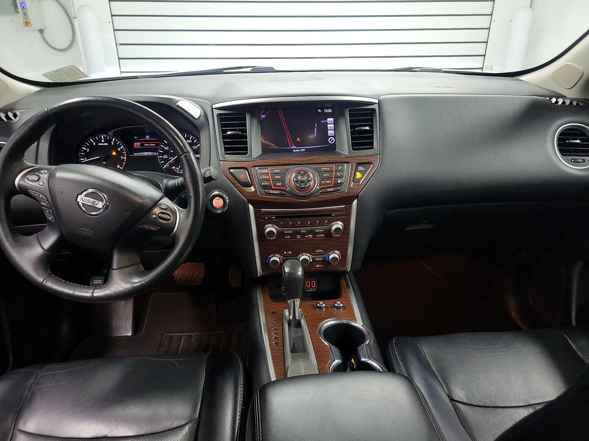Thumbnail: 2018 Nissan Pathfinder - 9