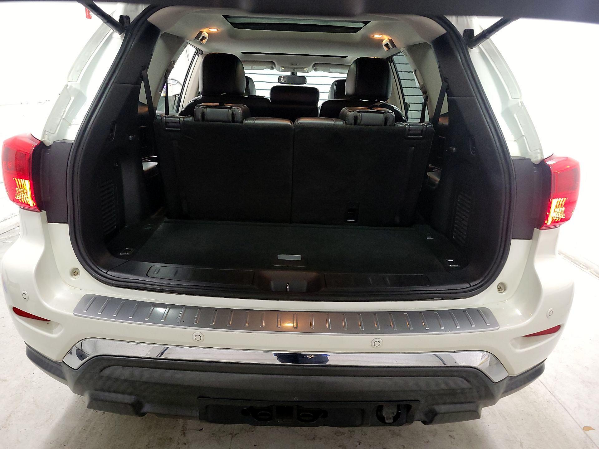 Thumbnail: 2018 Nissan Pathfinder - 18