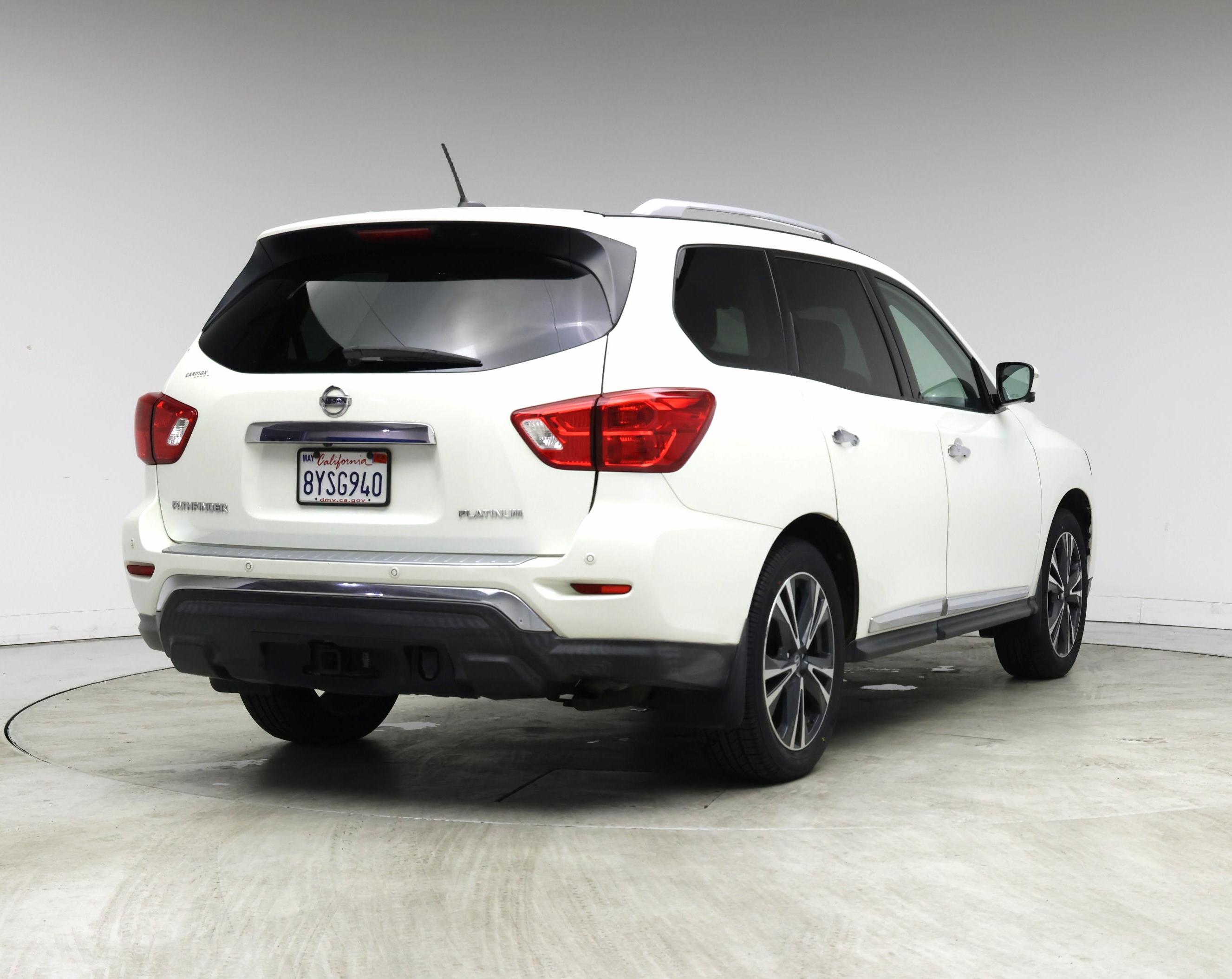 Thumbnail: 2018 Nissan Pathfinder - 8