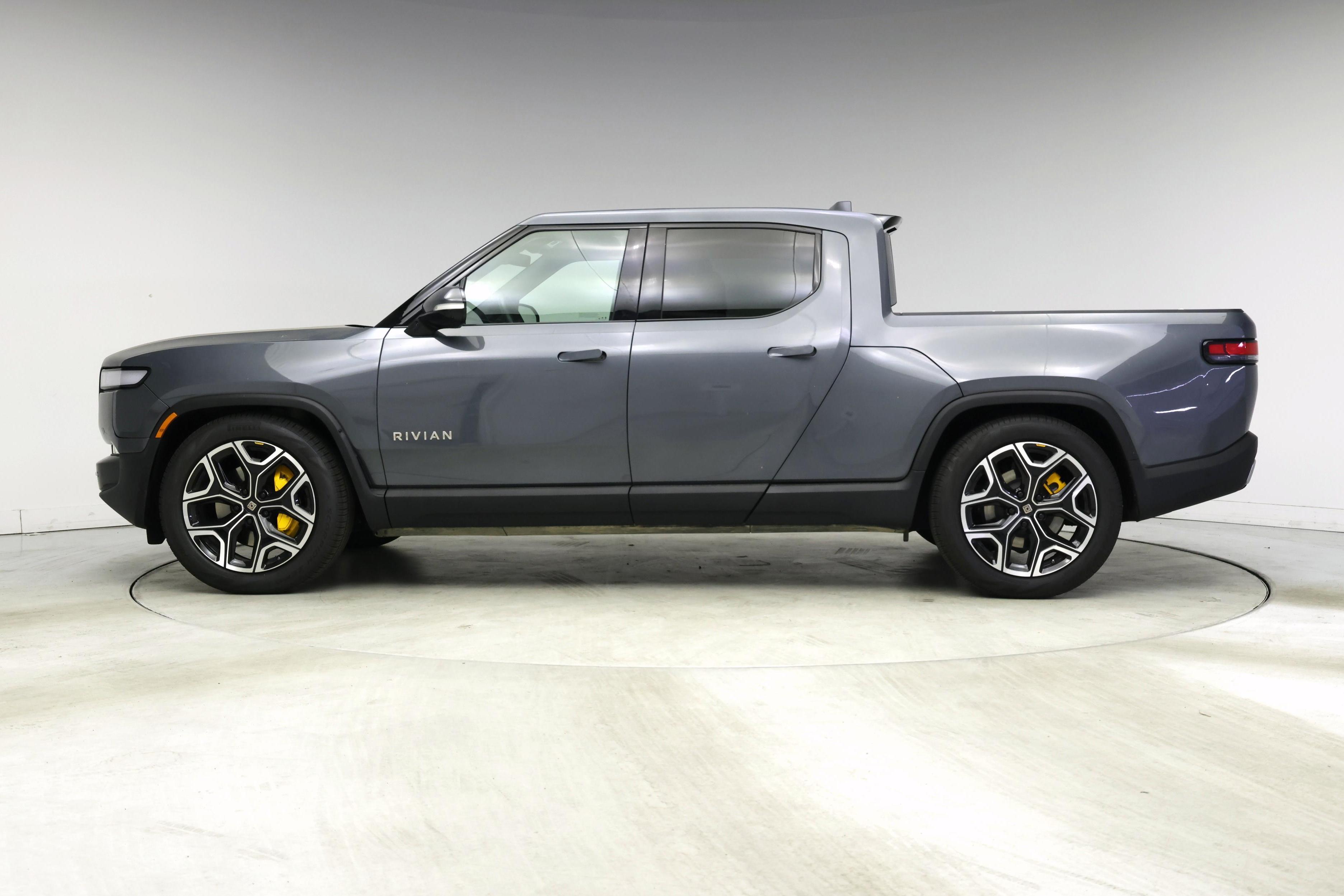 Thumbnail: 2022 Rivian R1T - 3