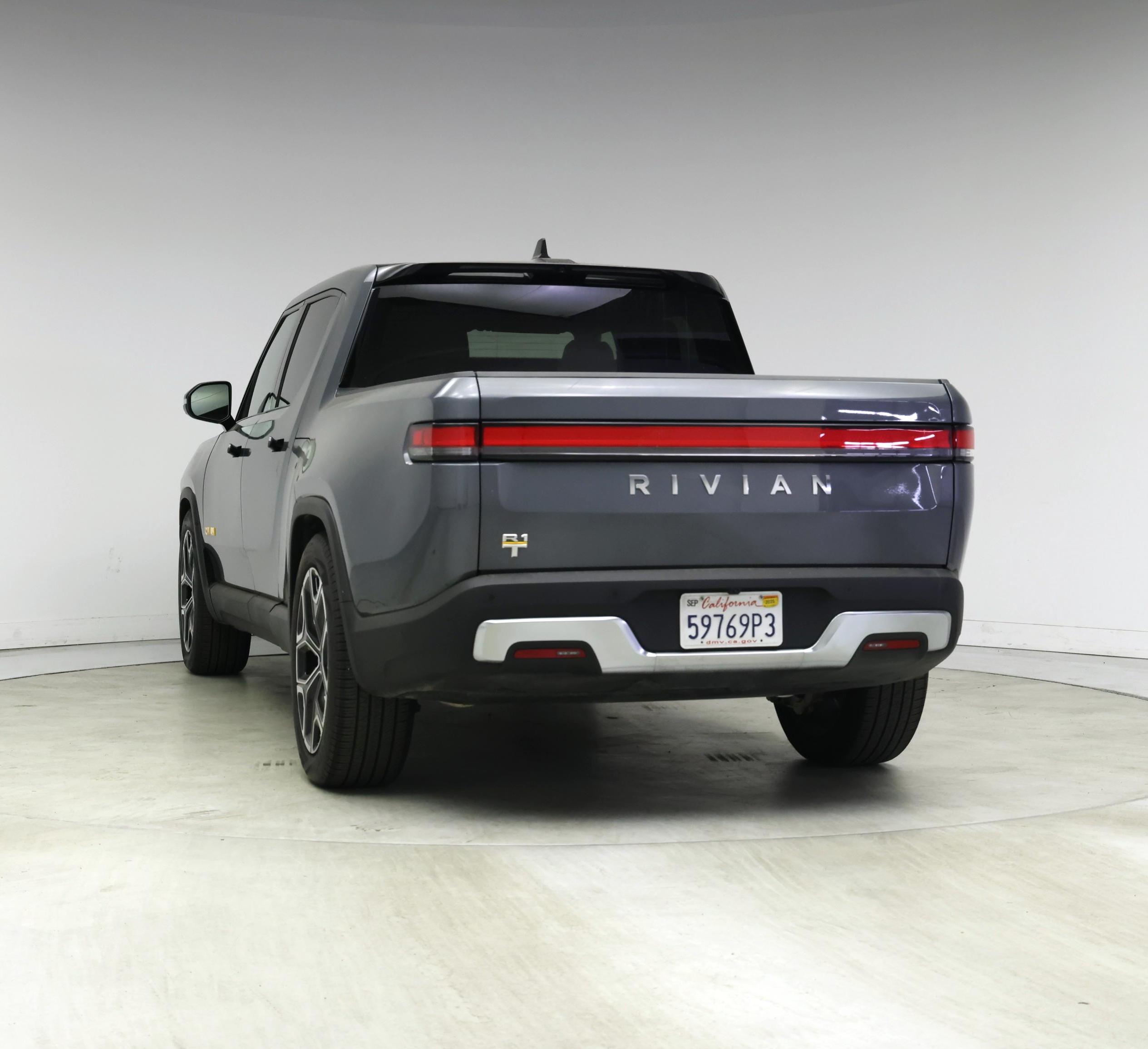 Thumbnail: 2022 Rivian R1T - 6