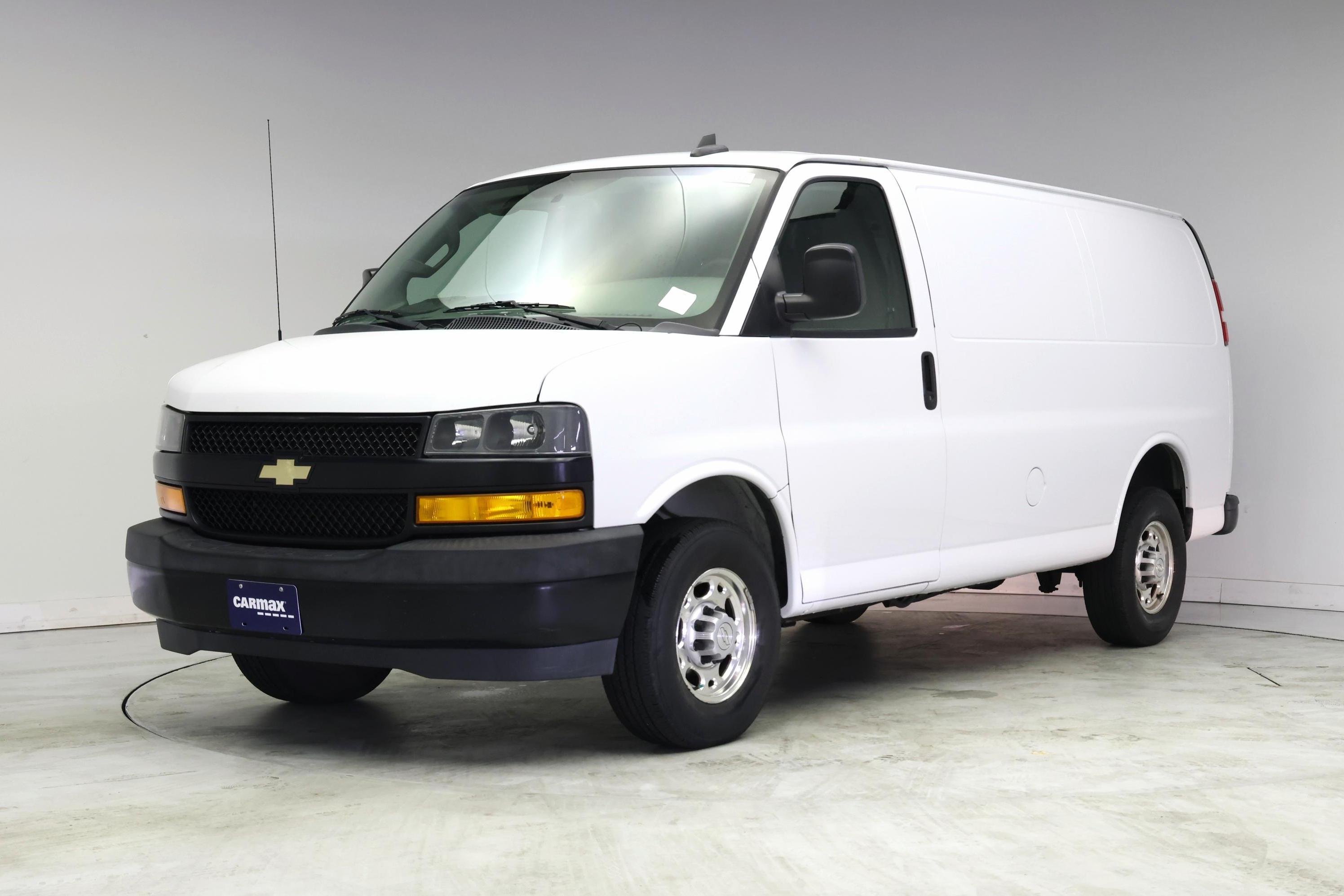 Thumbnail: 2019 Chevrolet Express - 4