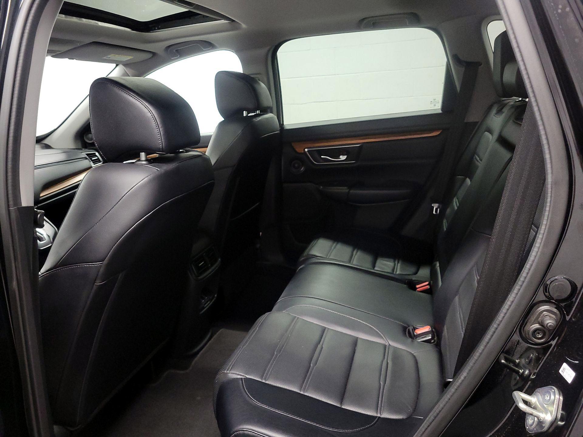 Thumbnail: 2017 Honda CR-V - 18