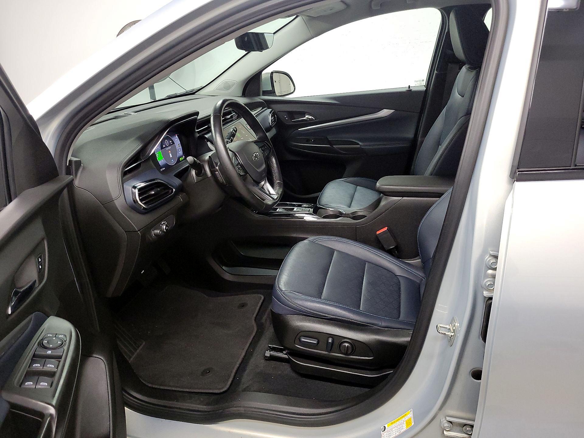Thumbnail: 2023 Chevrolet Bolt EUV - 11